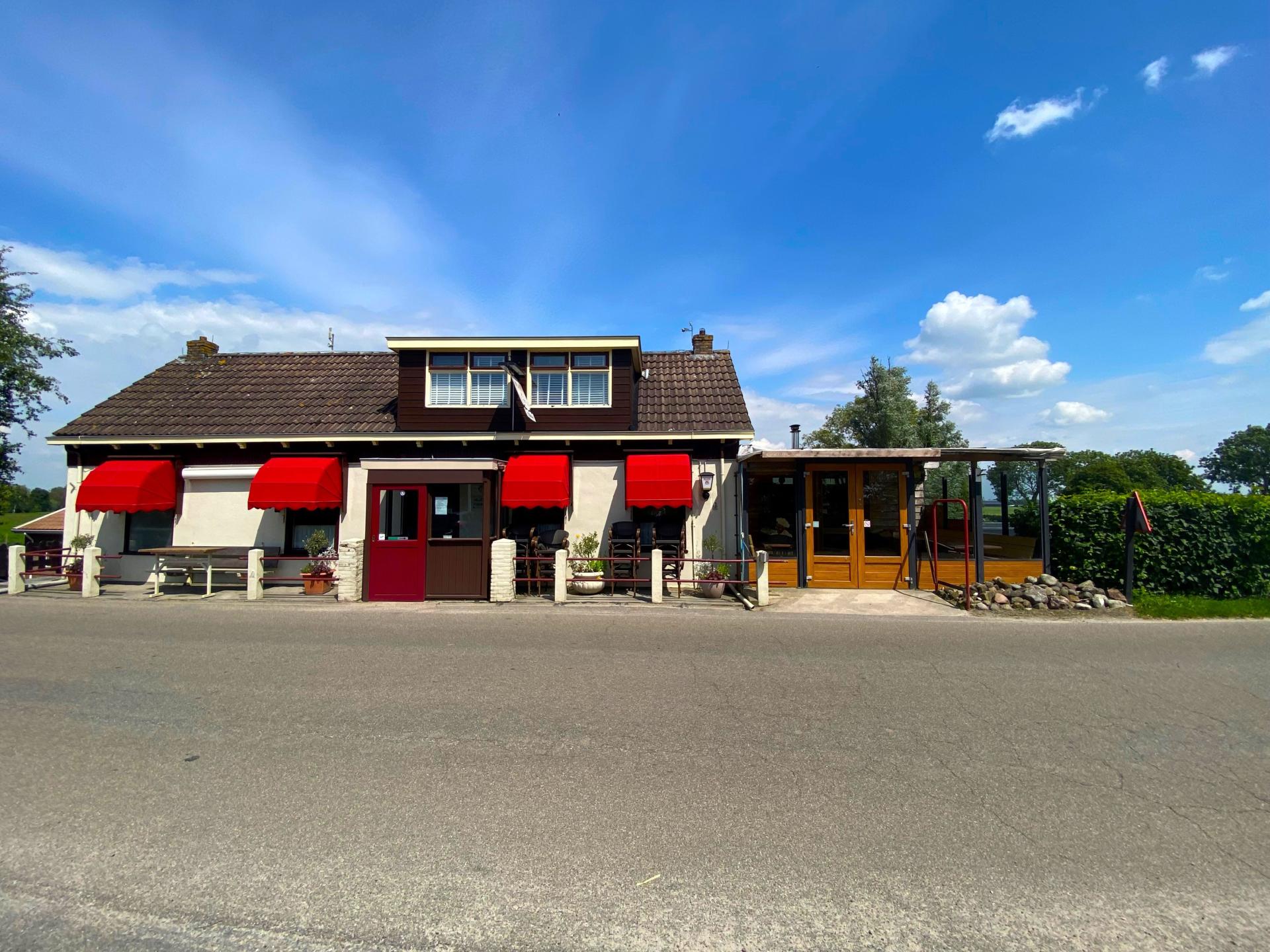 Luxe waterchalet met sloep in hartje Friese Meren – 8 personen - foto 21