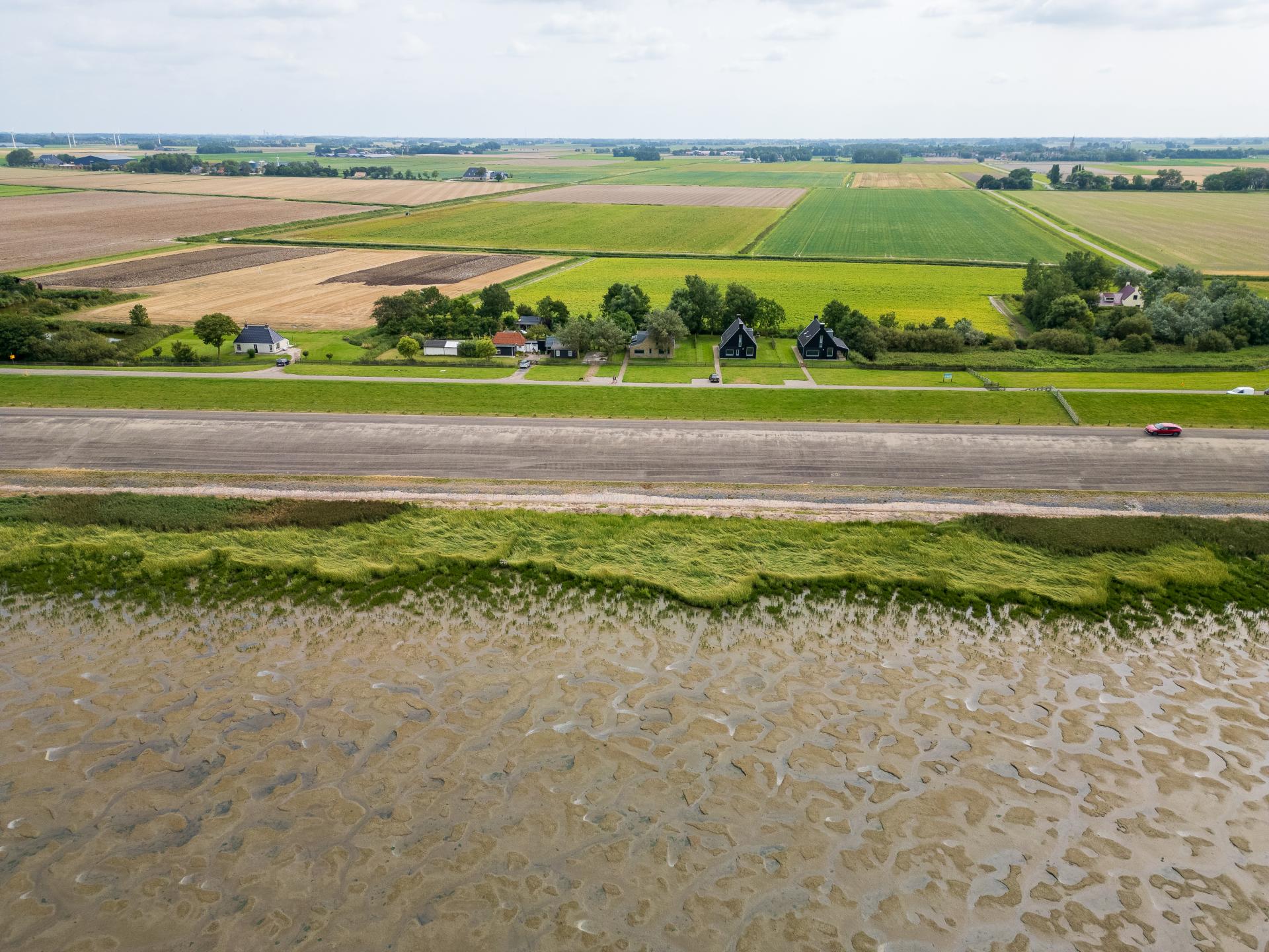Uniek Vissershuis direct aan de Waddenzee in Friesland - foto 42