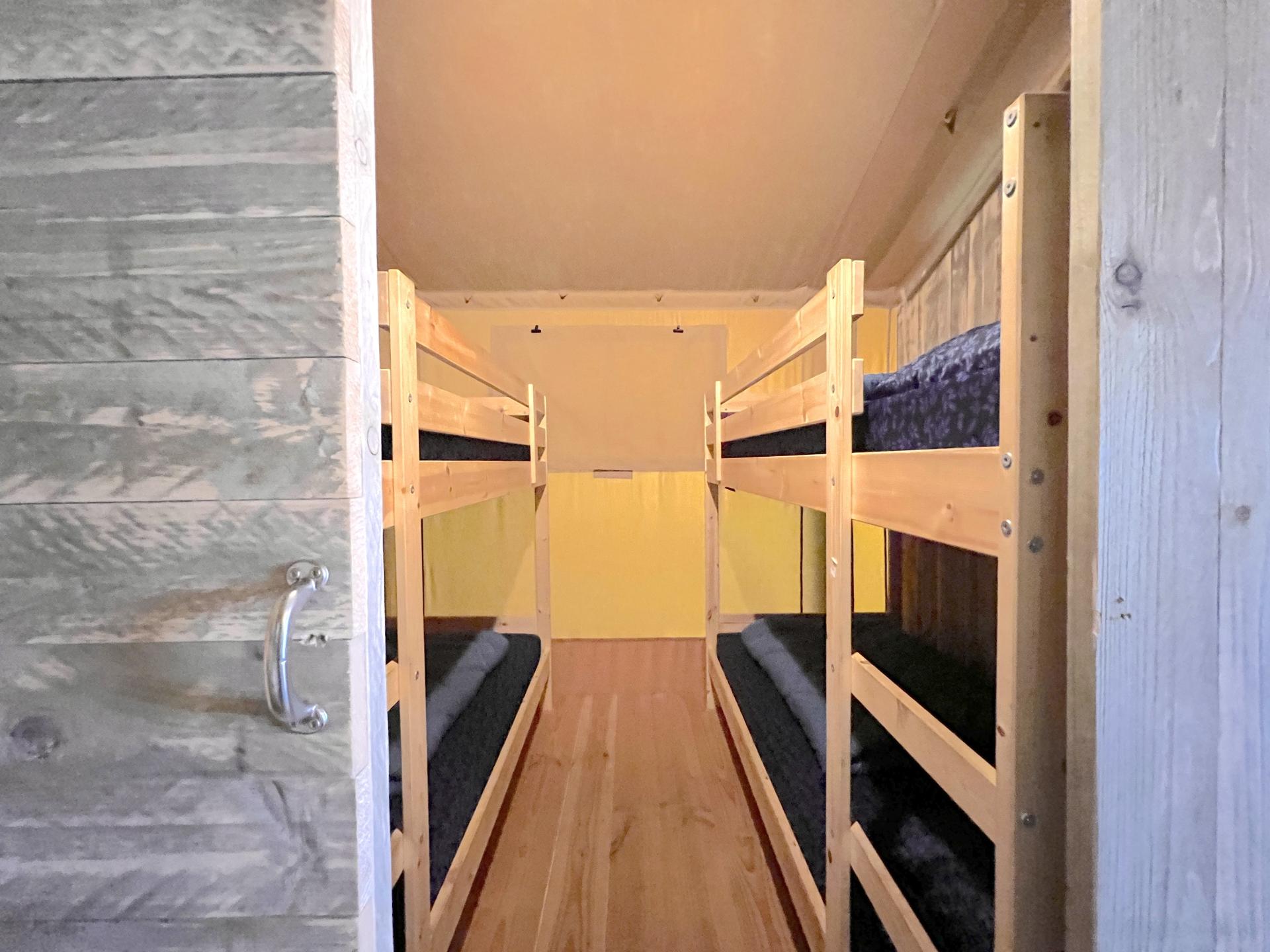 Luxe safaritent met hottub voor 6 personen op de Veluwe - foto 11