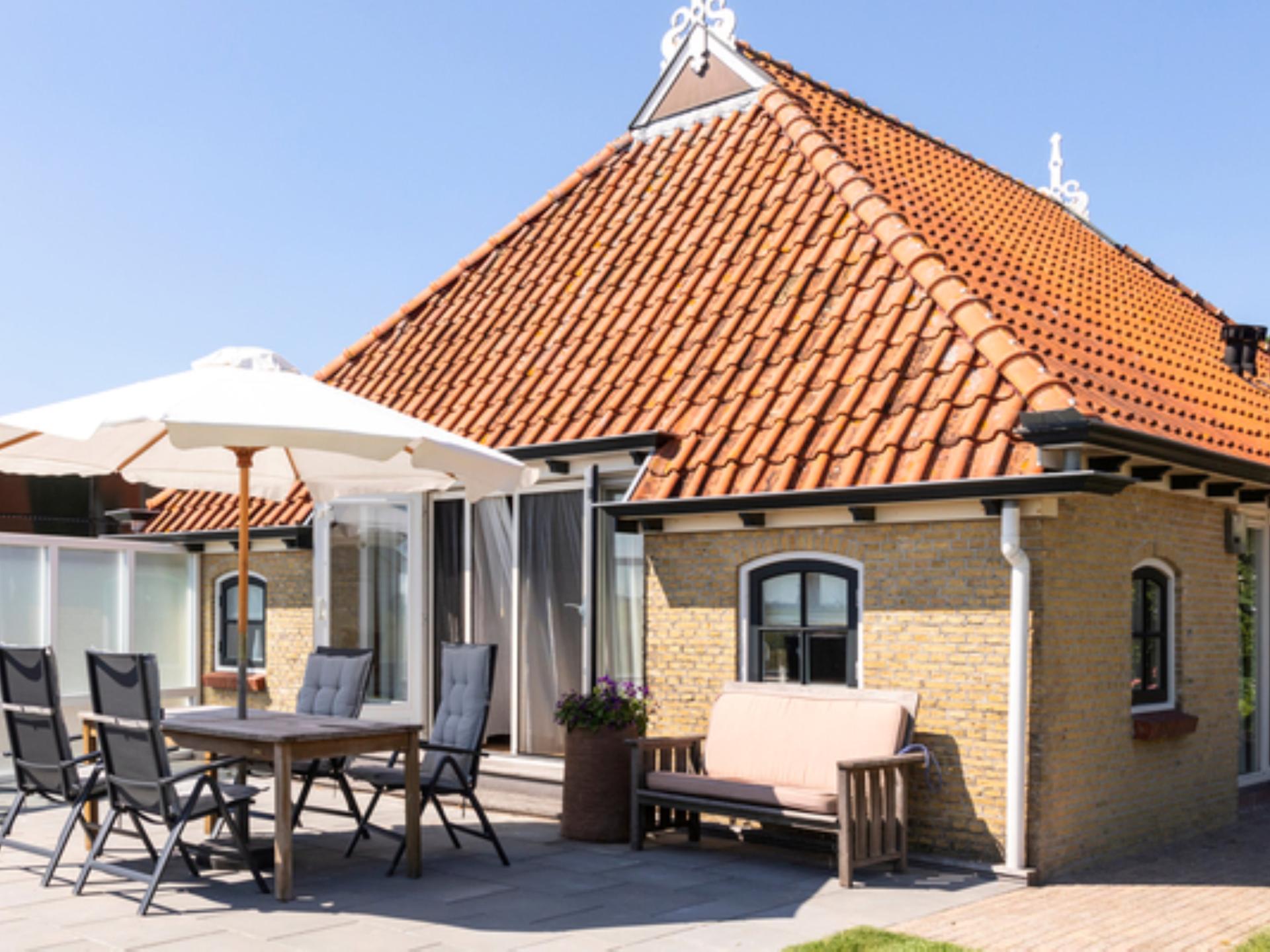 Sfeervol Koetshuis bij het Wad met weids uitzicht over Friese weilanden - foto 43