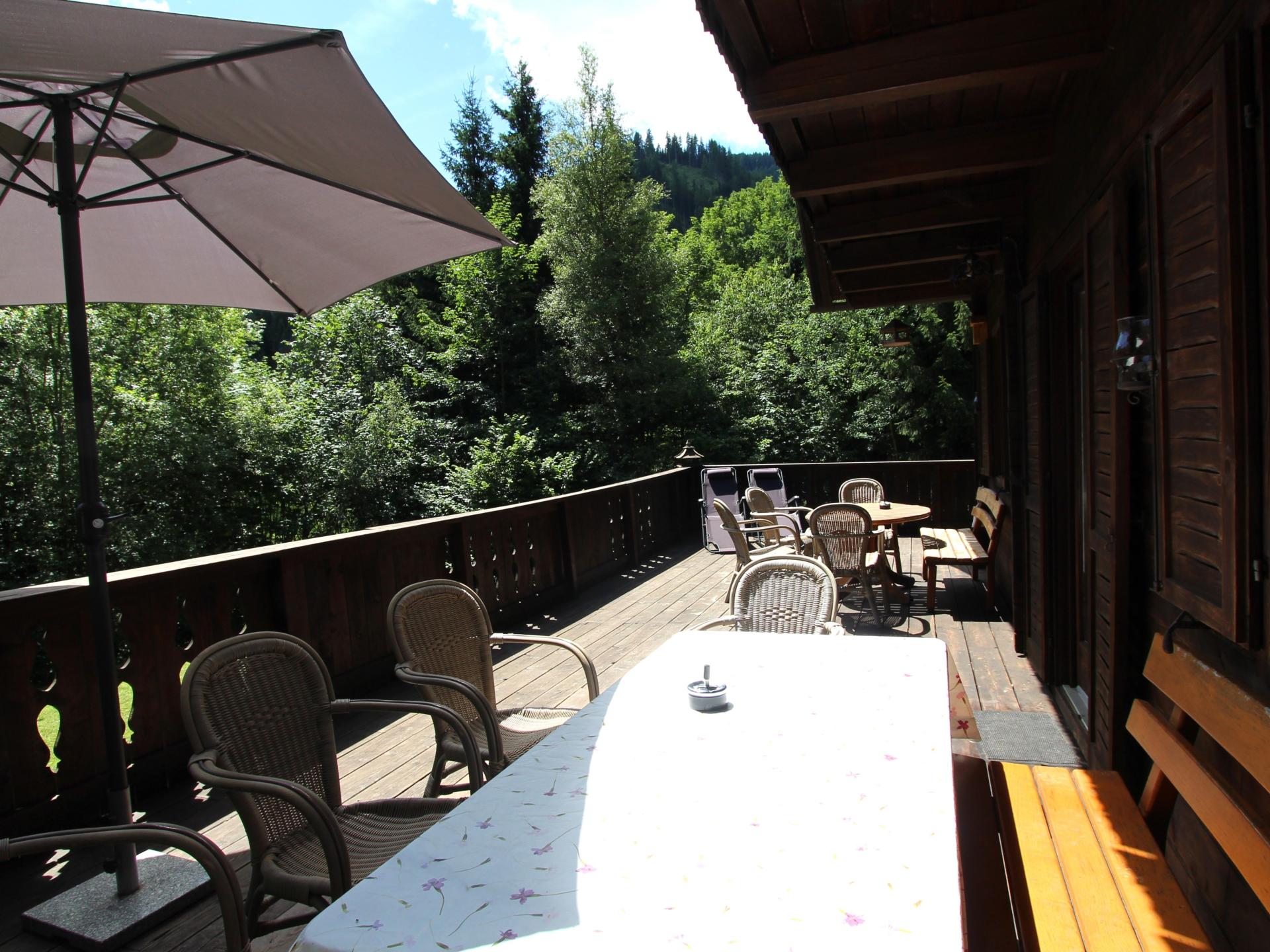 12-persoons ruim vakantiehuis in Gnesau met sauna en grote tuin - foto 38