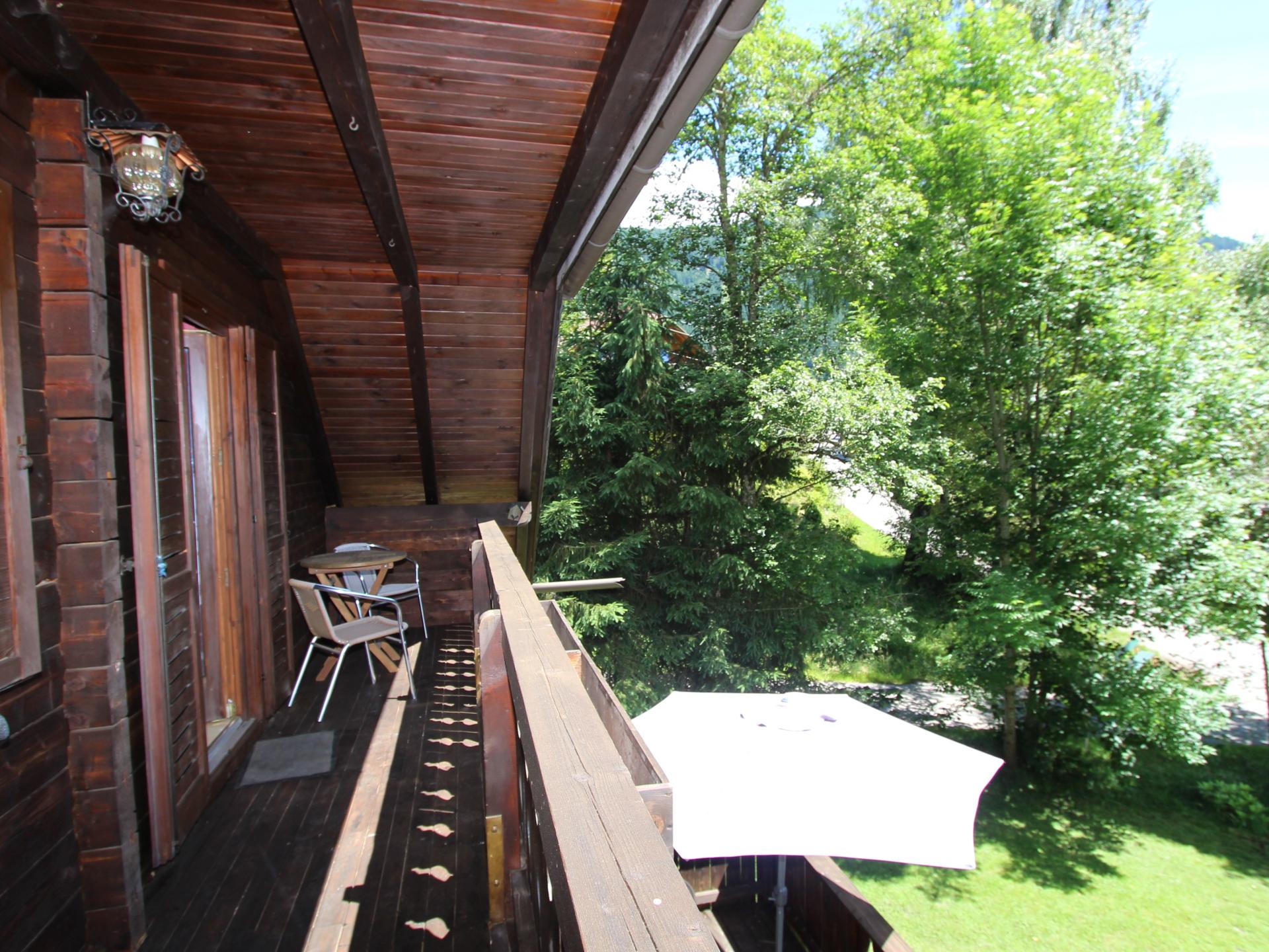 12-persoons ruim vakantiehuis in Gnesau met sauna en grote tuin - foto 28