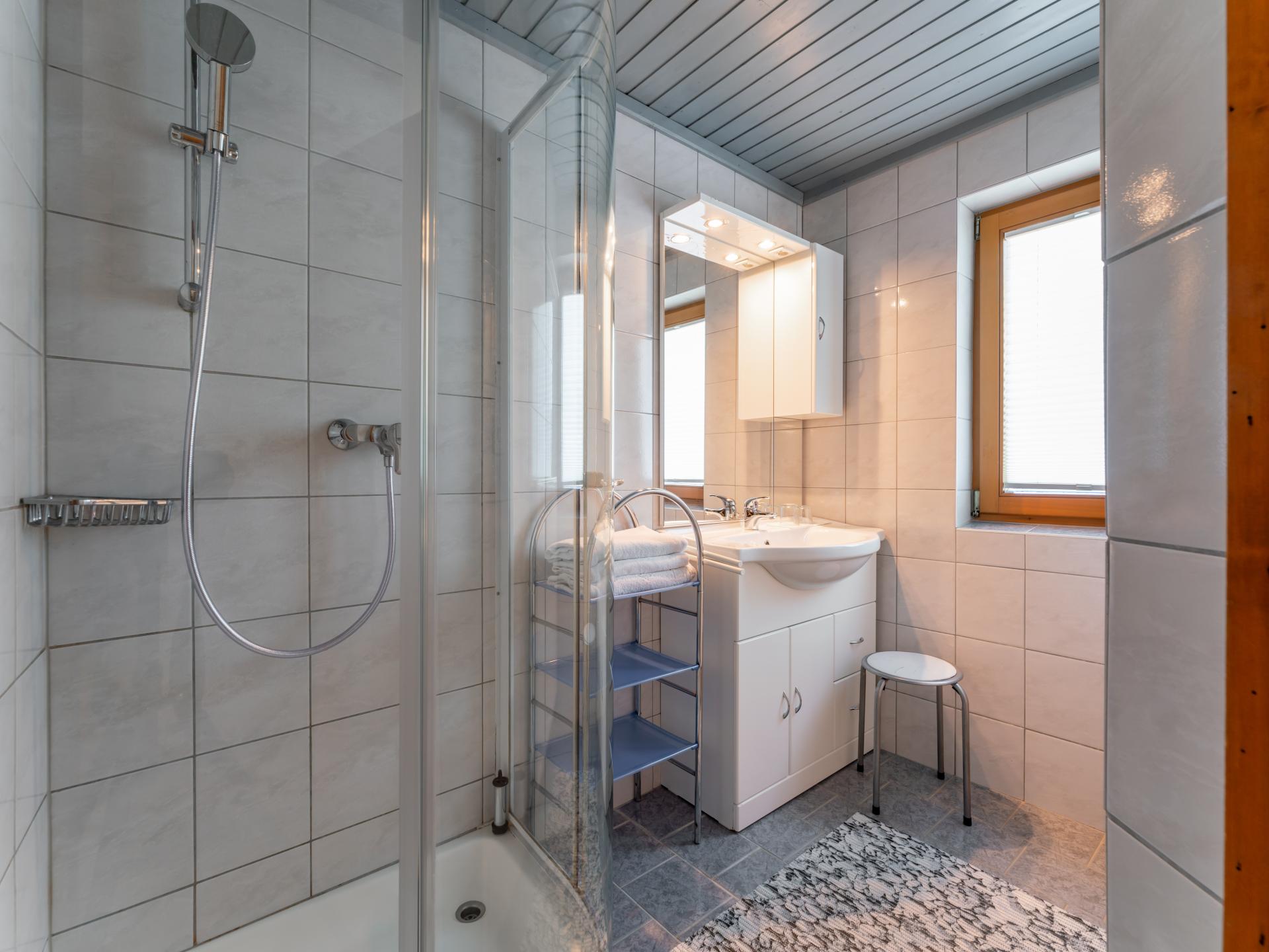 Panoramisch 8-persoons appartement aan de piste in Zell am See - foto 5