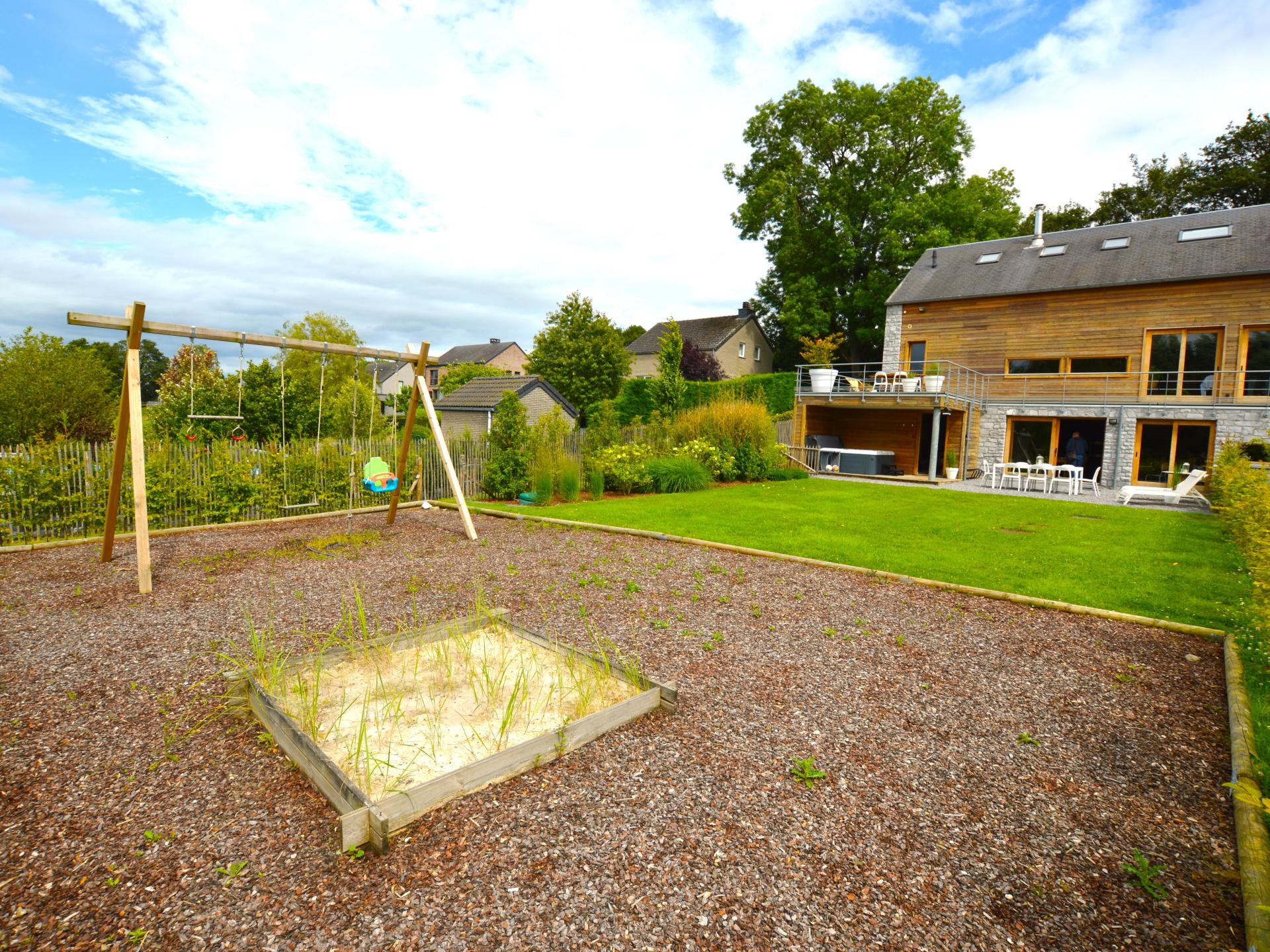 Luxe vakantiehuis in Heyd met hottub, sauna en pooltafel - foto 9