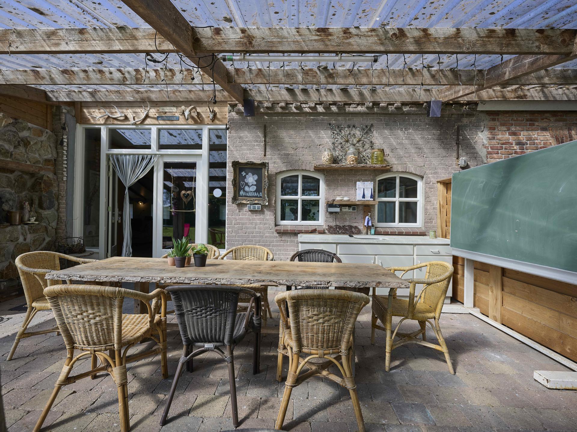 Sfeervolle groepsboerderij met grote tuin in bosrijk Elsendorp - foto 39