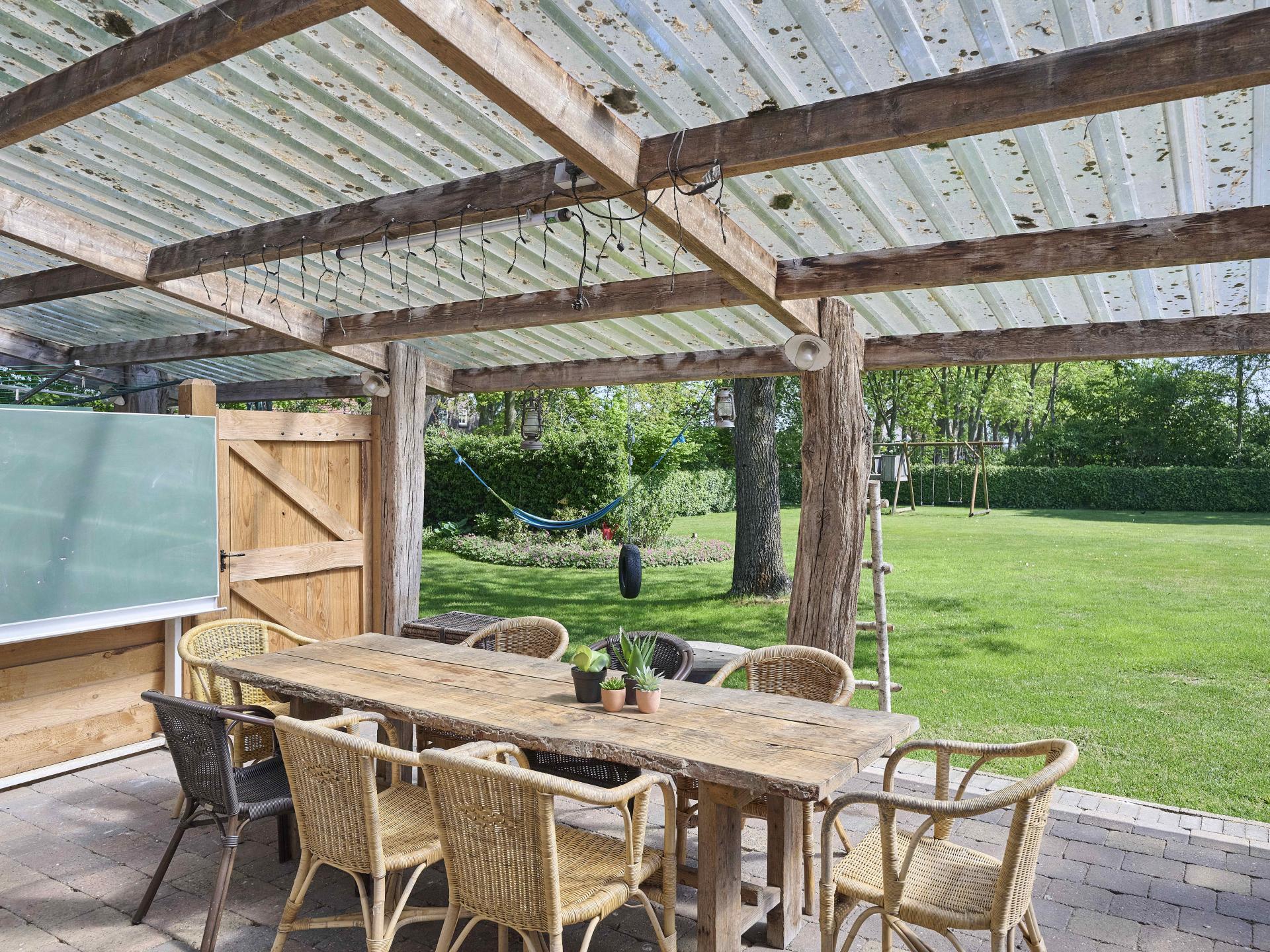 Sfeervolle groepsboerderij met grote tuin in bosrijk Elsendorp - foto 54