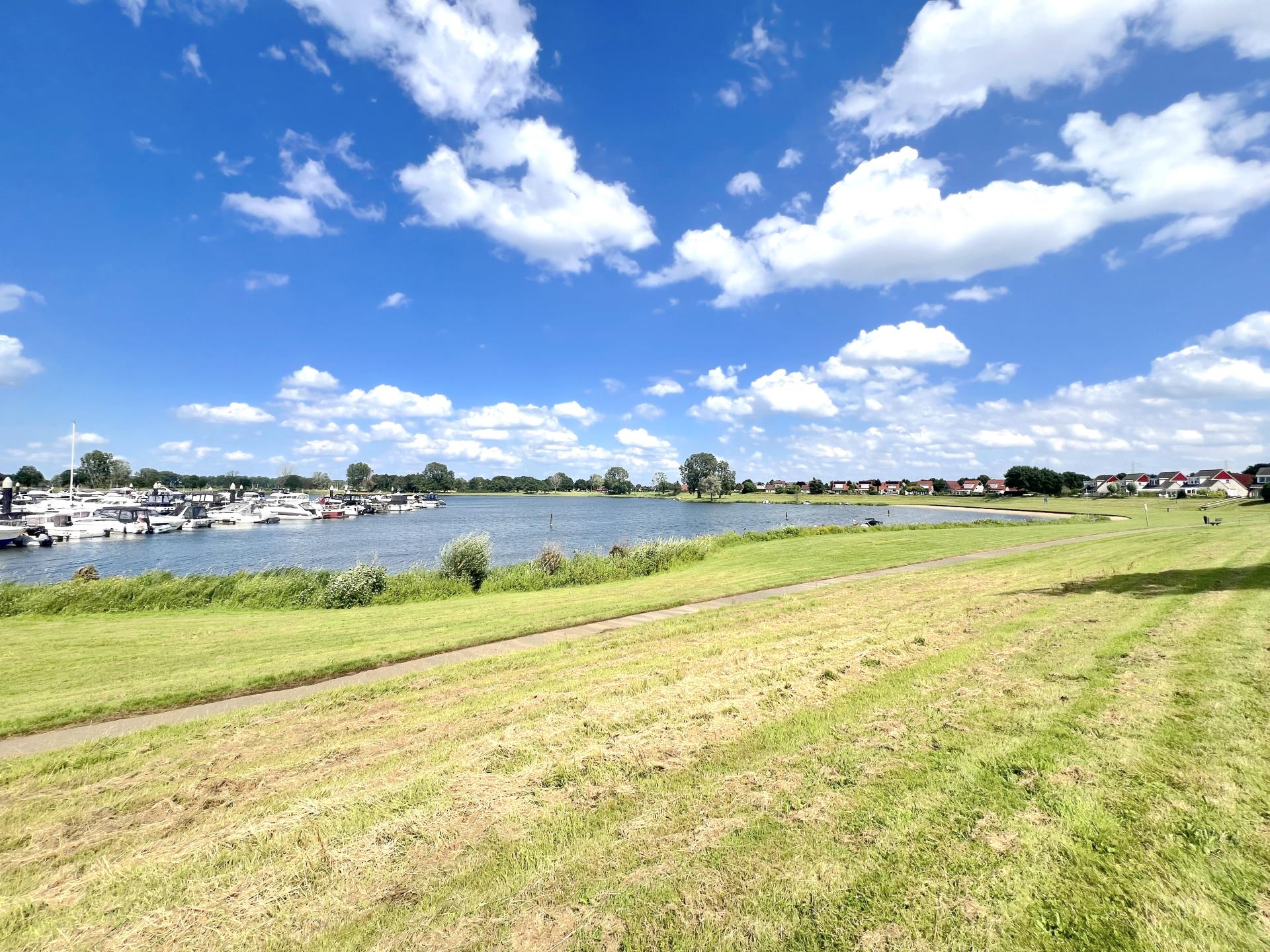 Vrijstaand vakantiehuis aan het water in pittoresk Stevensweert - foto 36