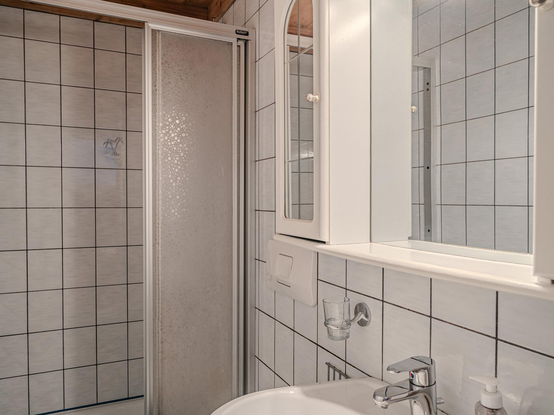 Appartement direct aan de piste in Sankt Johann met terras - foto 9