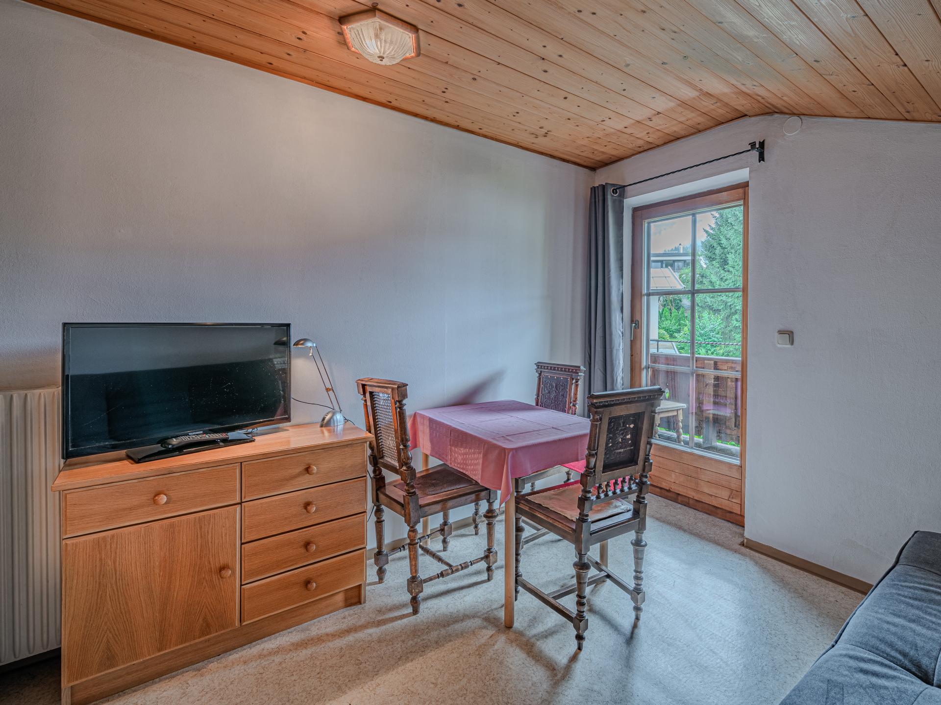 Appartement direct aan de piste in Sankt Johann met terras - foto 14