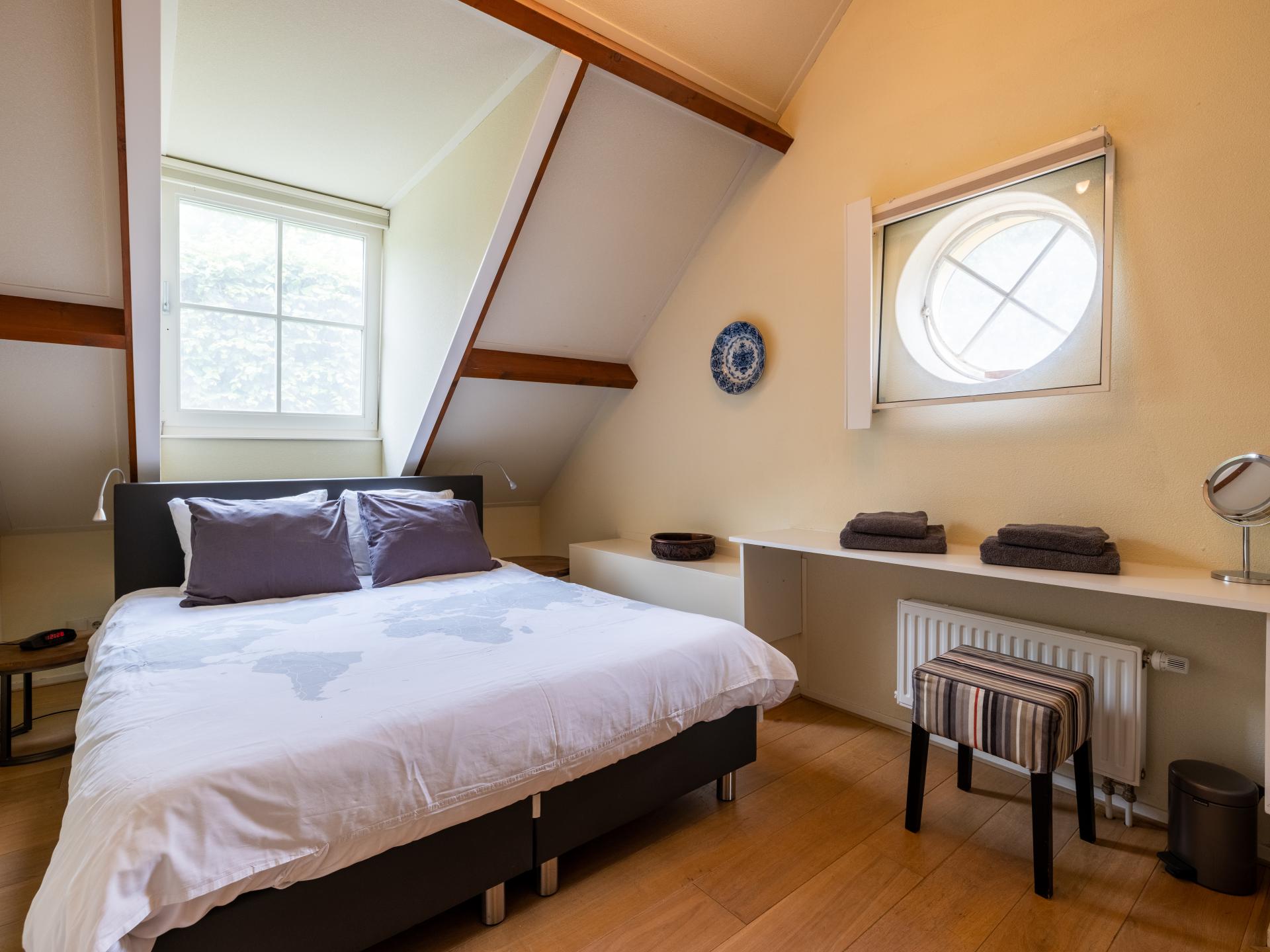 Romantisch vakantiehuis met jacuzzi in de bossen bij Oldenzaal - foto 17