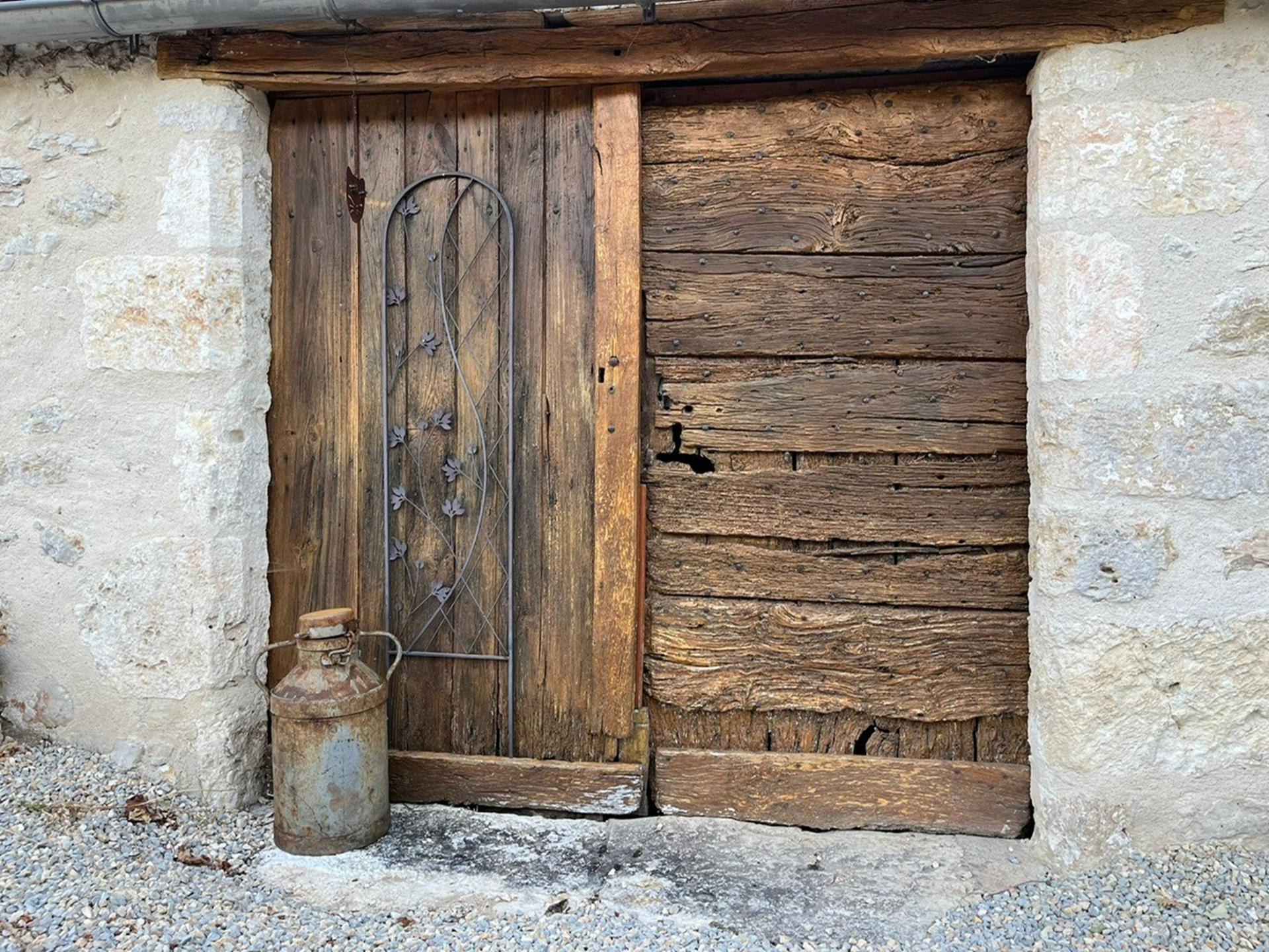 Vrijstaand vakantiehuis in Sérignac met privézwembad en grote tuin - foto 35