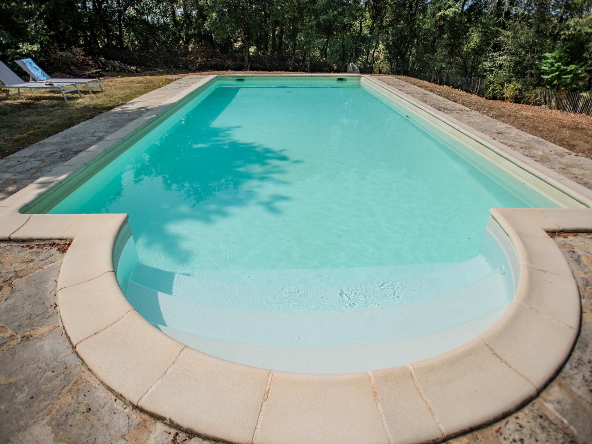 Vrijstaand vakantiehuis in Sérignac met privézwembad en grote tuin - foto 24