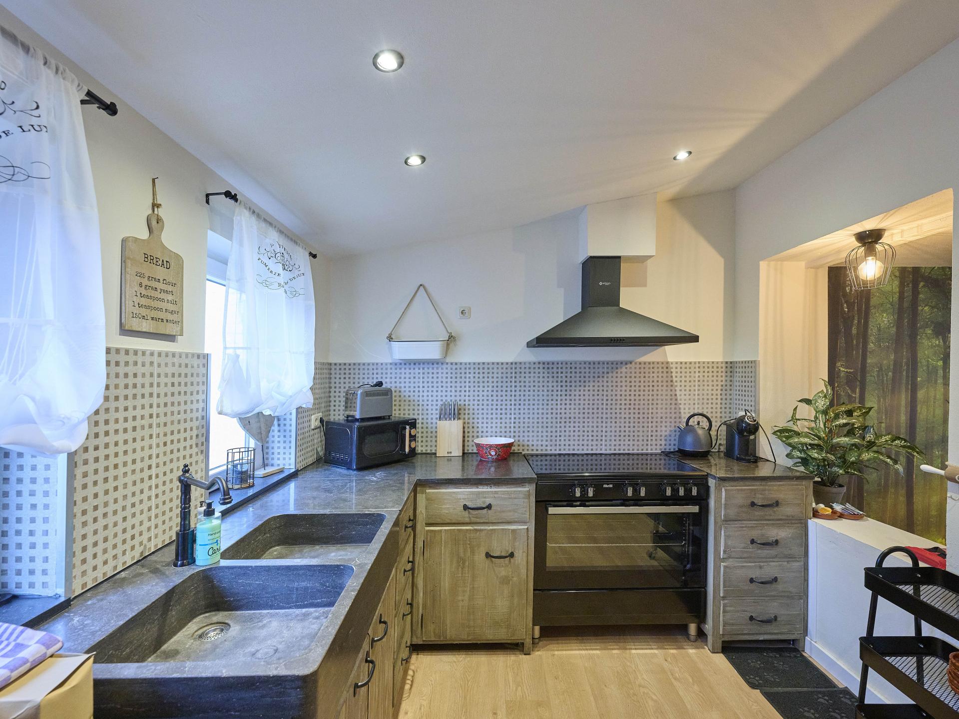 Ruime familiewoning met hottub op Zuid-Limburgs heuvelplateau - foto 9
