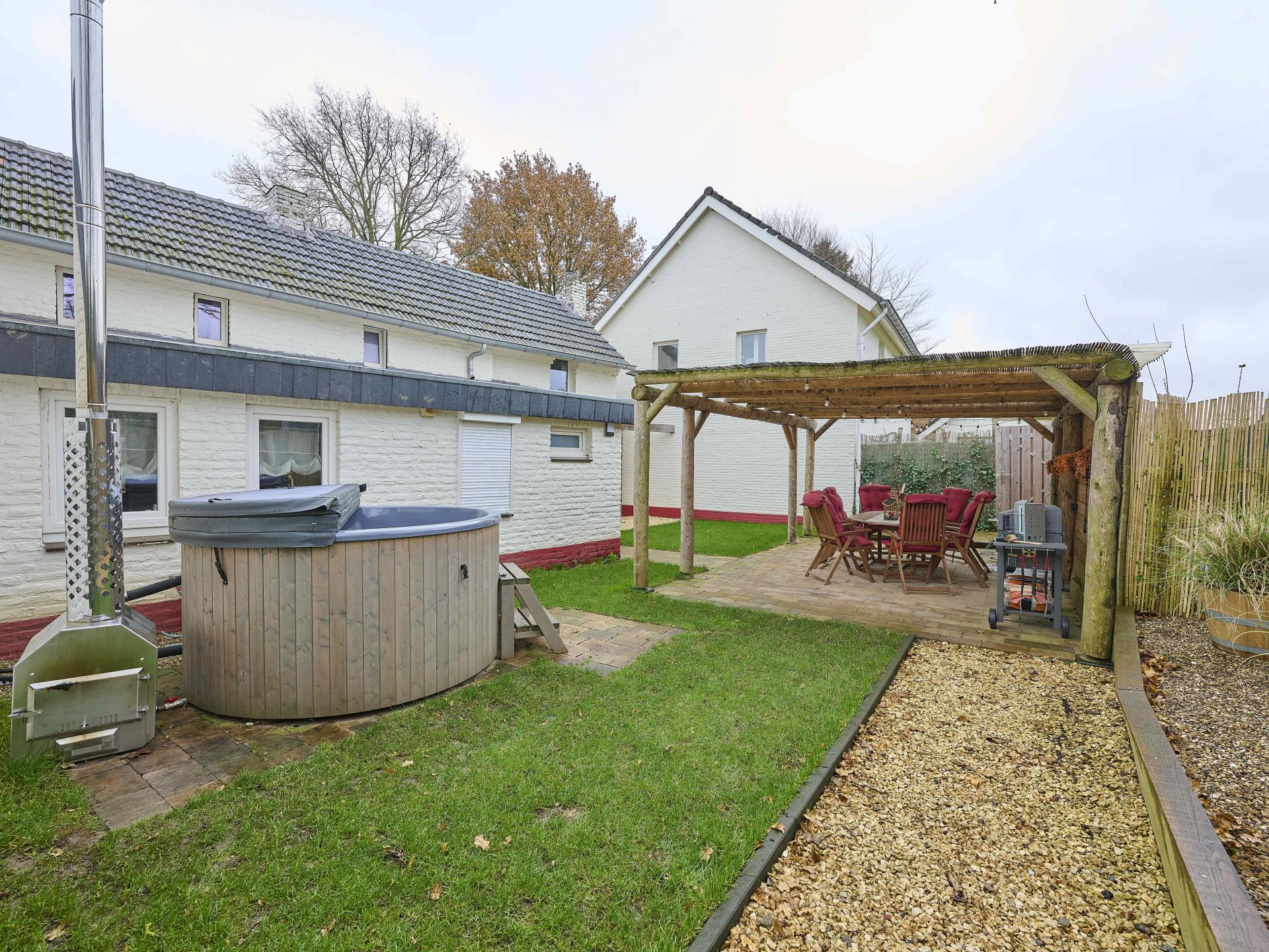 Ruime familiewoning met hottub op Zuid-Limburgs heuvelplateau - foto 2