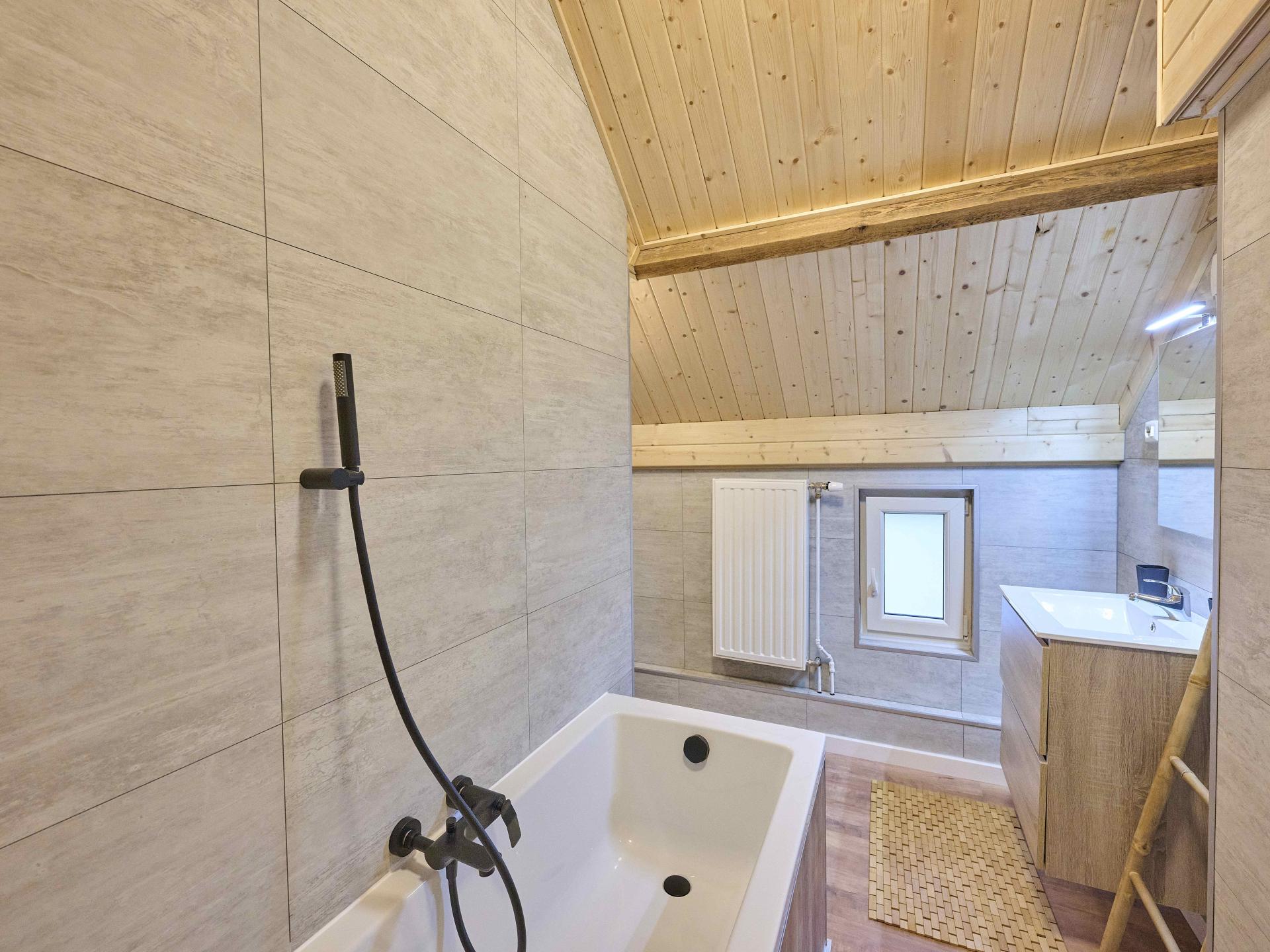 Ruime familiewoning met hottub op Zuid-Limburgs heuvelplateau - foto 18