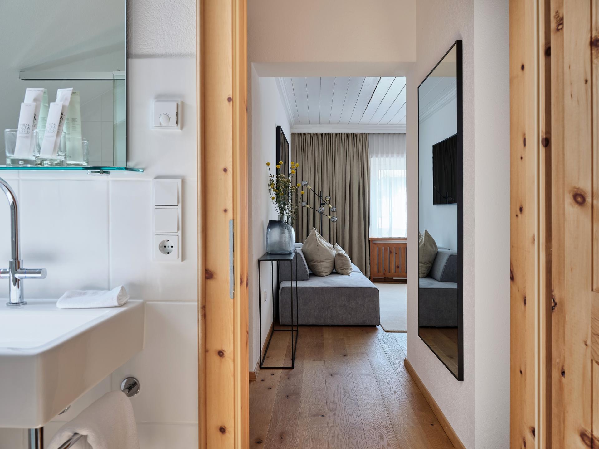 Exclusief chalet aan de Streif in Kitzbühel met 4 suites & Country Club toegang - foto 18