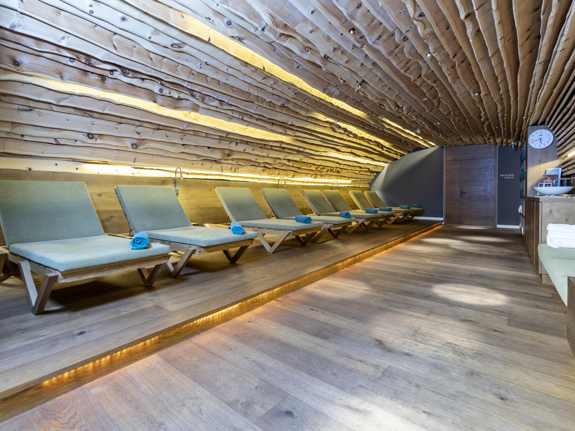 Exclusief chalet aan de Streif in Kitzbühel met 4 suites & Country Club toegang - foto 41
