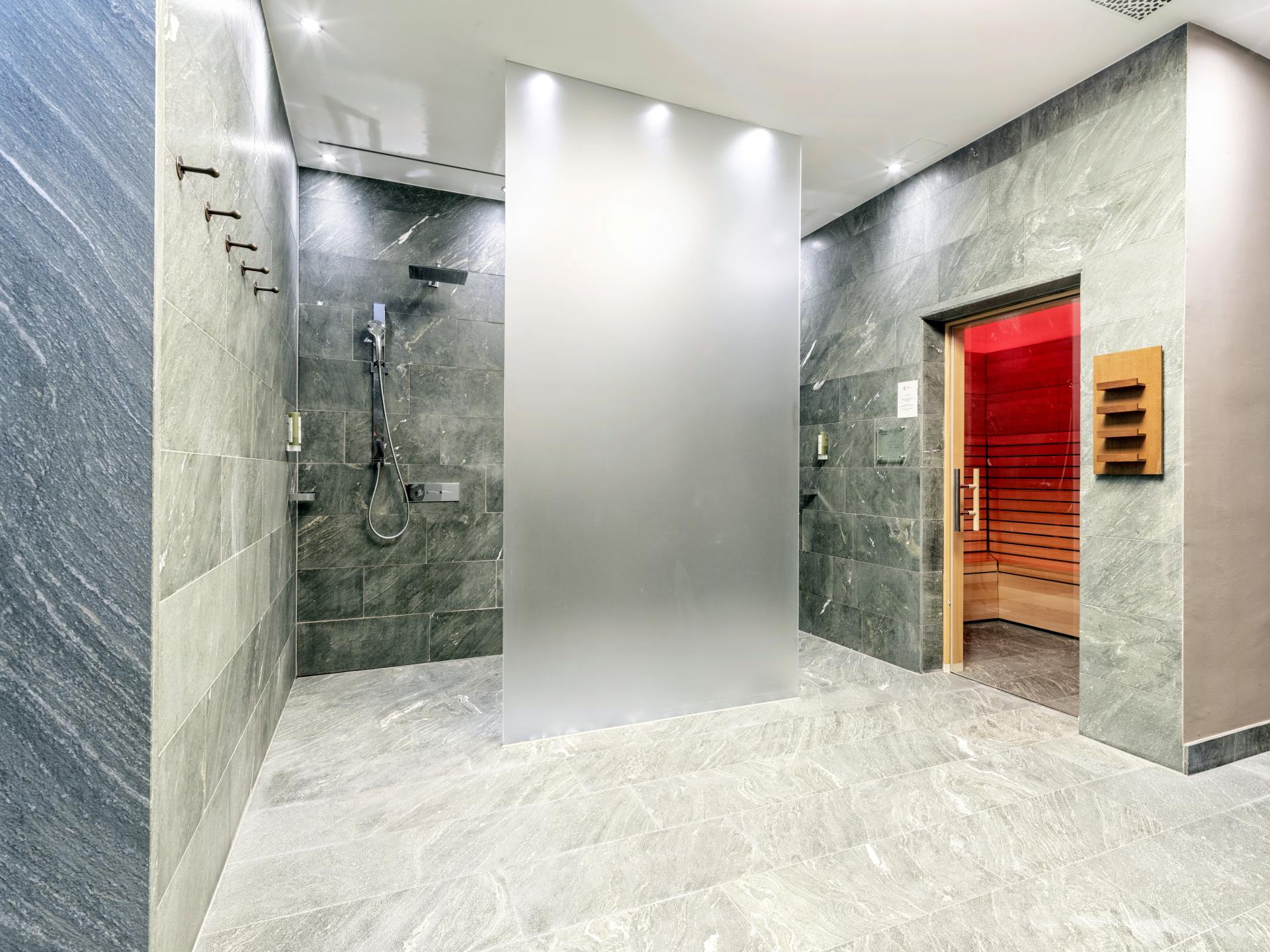 Exclusief chalet aan de Streif in Kitzbühel met 4 suites & Country Club toegang - foto 38