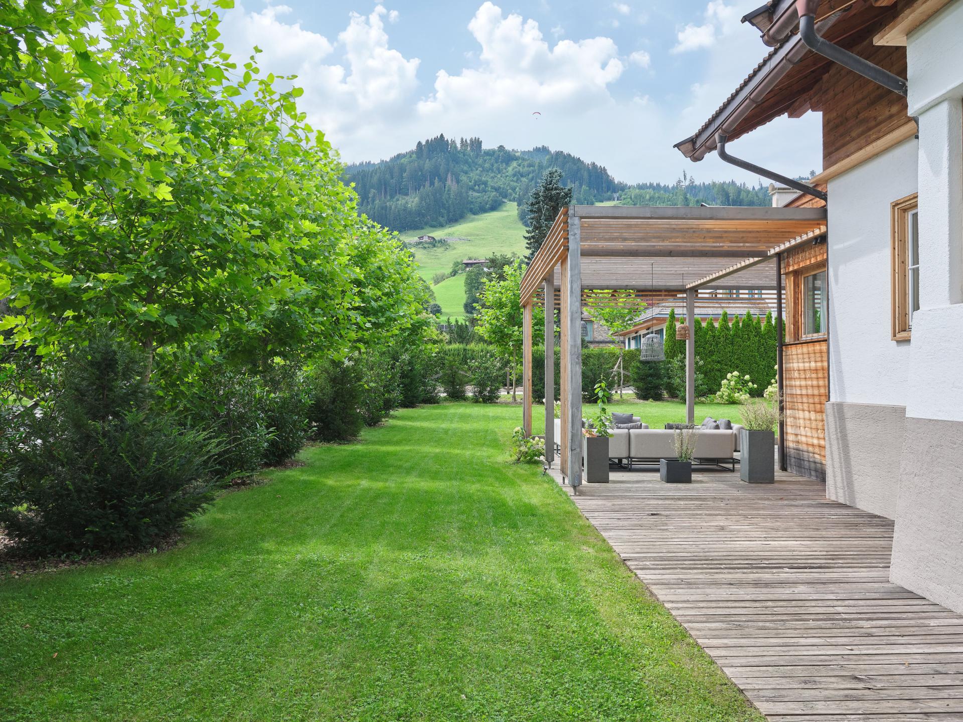 Exclusief chalet aan de Streif in Kitzbühel met 4 suites & Country Club toegang - foto 30