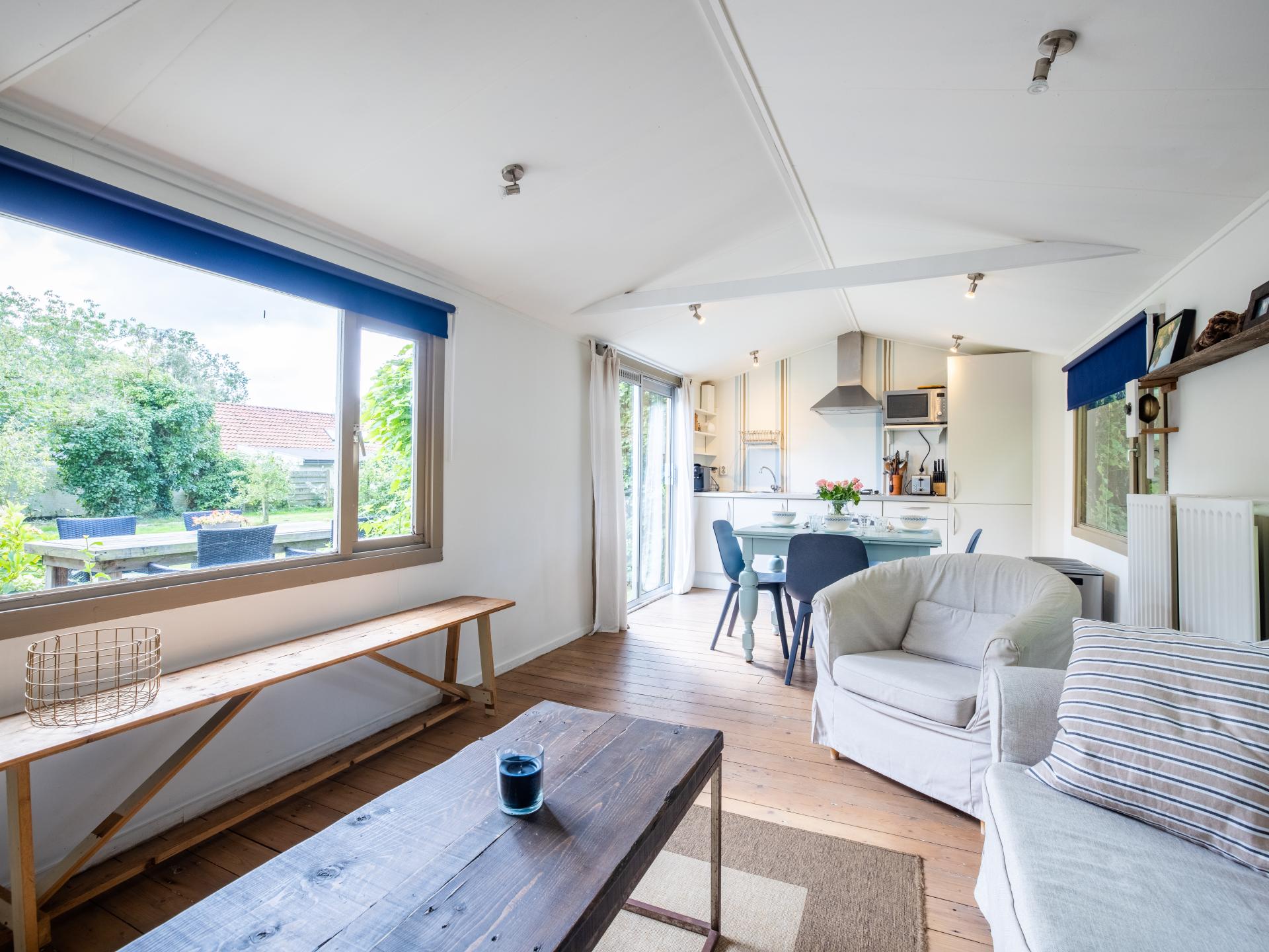 Vrijstaand vakantiehuis in groene weide bij kunstenaarsdorp Bergen - foto 22
