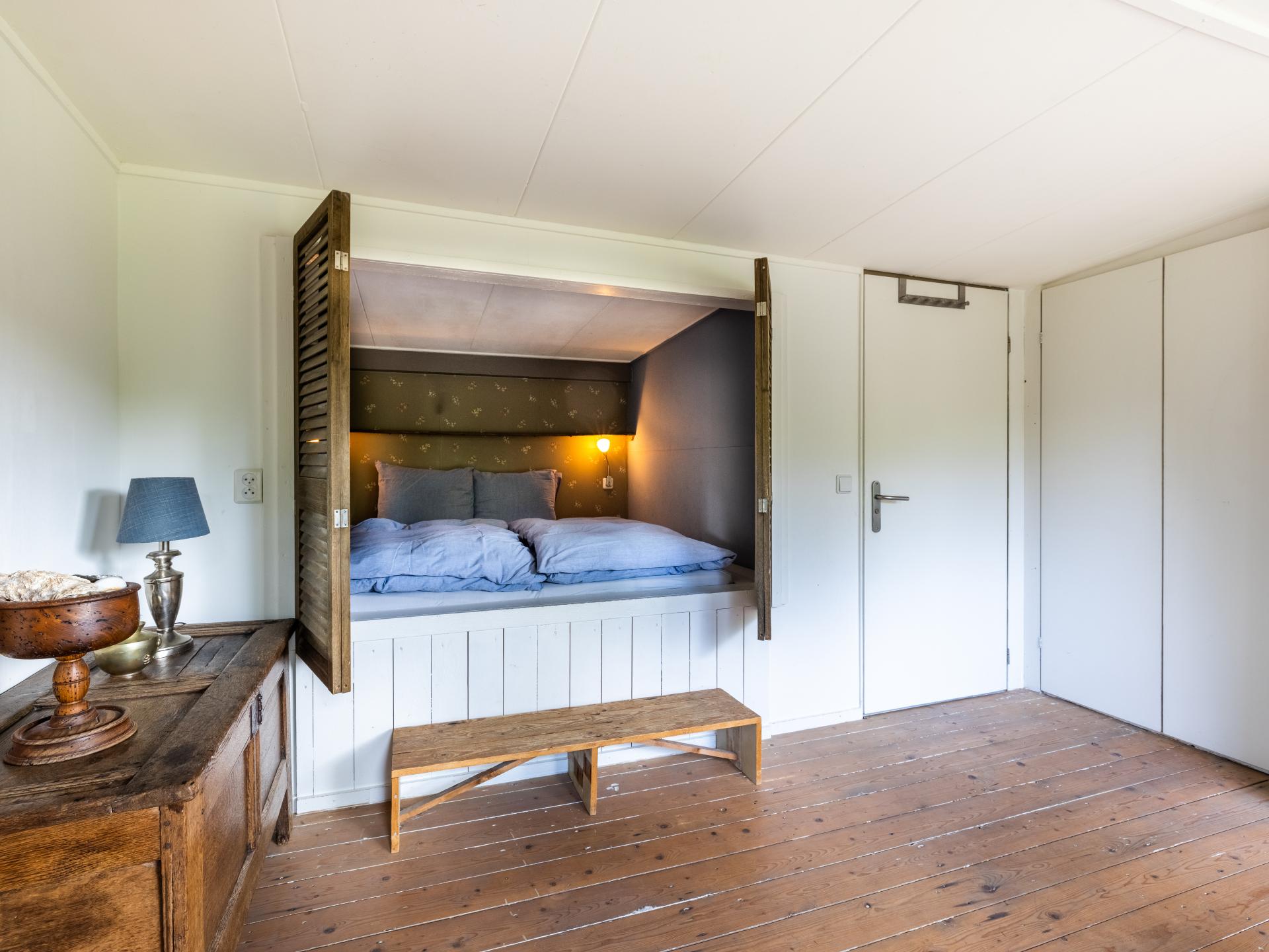 Vrijstaand vakantiehuis in groene weide bij kunstenaarsdorp Bergen - foto 9