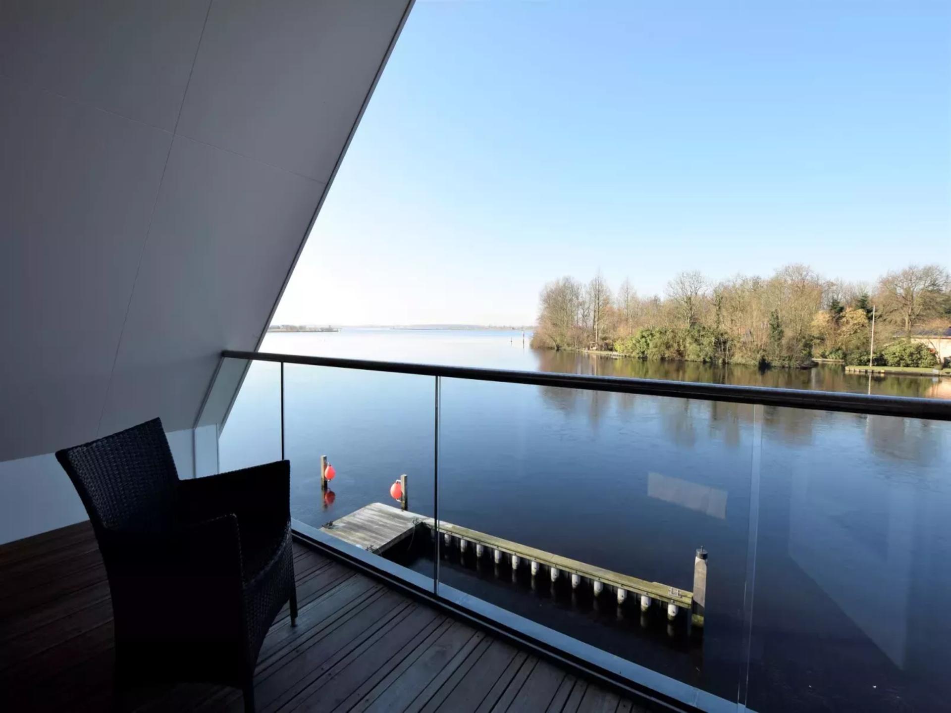 Luxe vakantiehuis aan het water met eigen ligplaats op de Kaag - foto 47