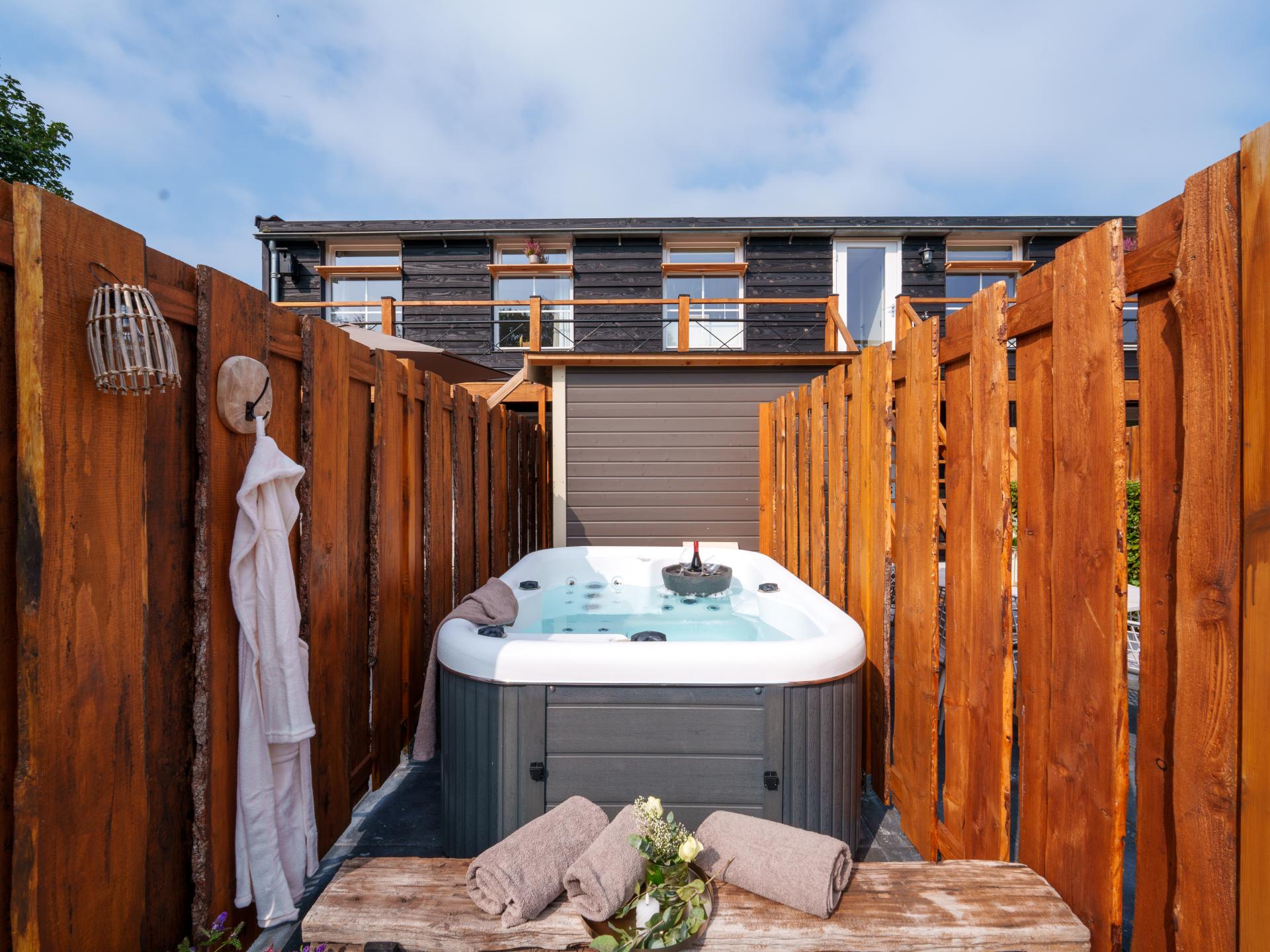 Luxe wellness appartement met sauna & whirlpool op de Veluwe - foto 24