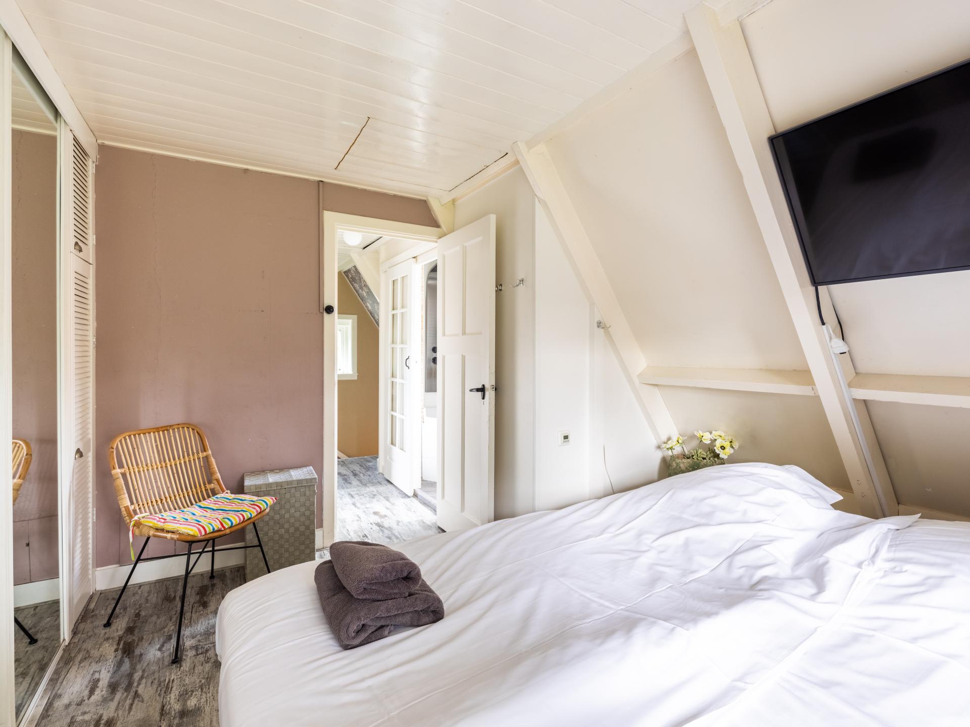 Charmant rietgedekt vakantiehuis in hartje Bergen, hond welkom - foto 21