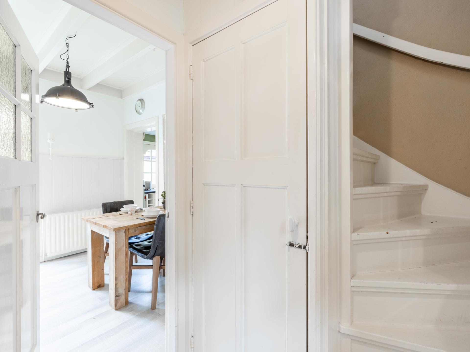 Charmant rietgedekt vakantiehuis in hartje Bergen, hond welkom - foto 11