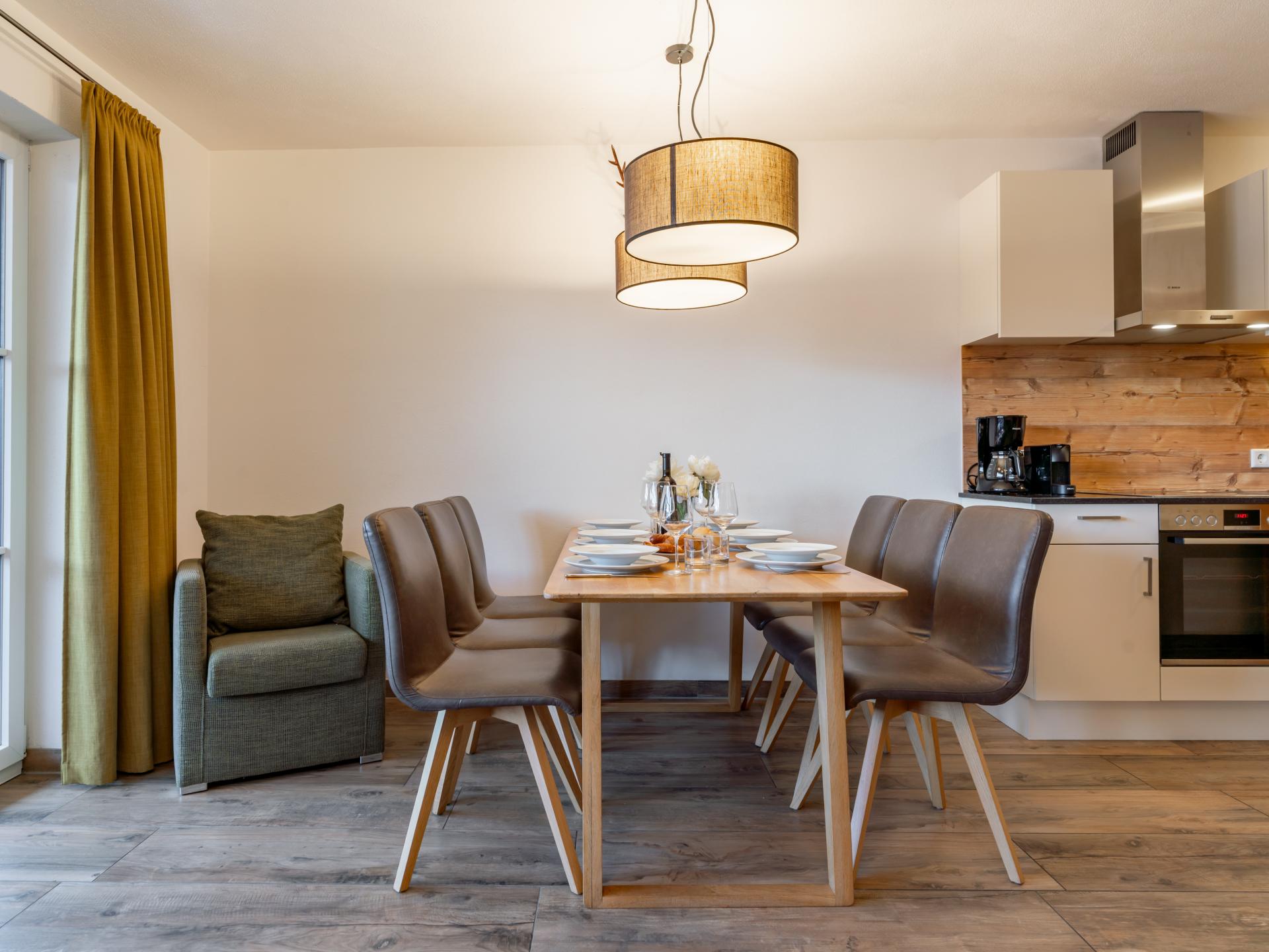 Aan de piste: Ruim appartement voor 6 personen in centrum Piesendorf - foto 13
