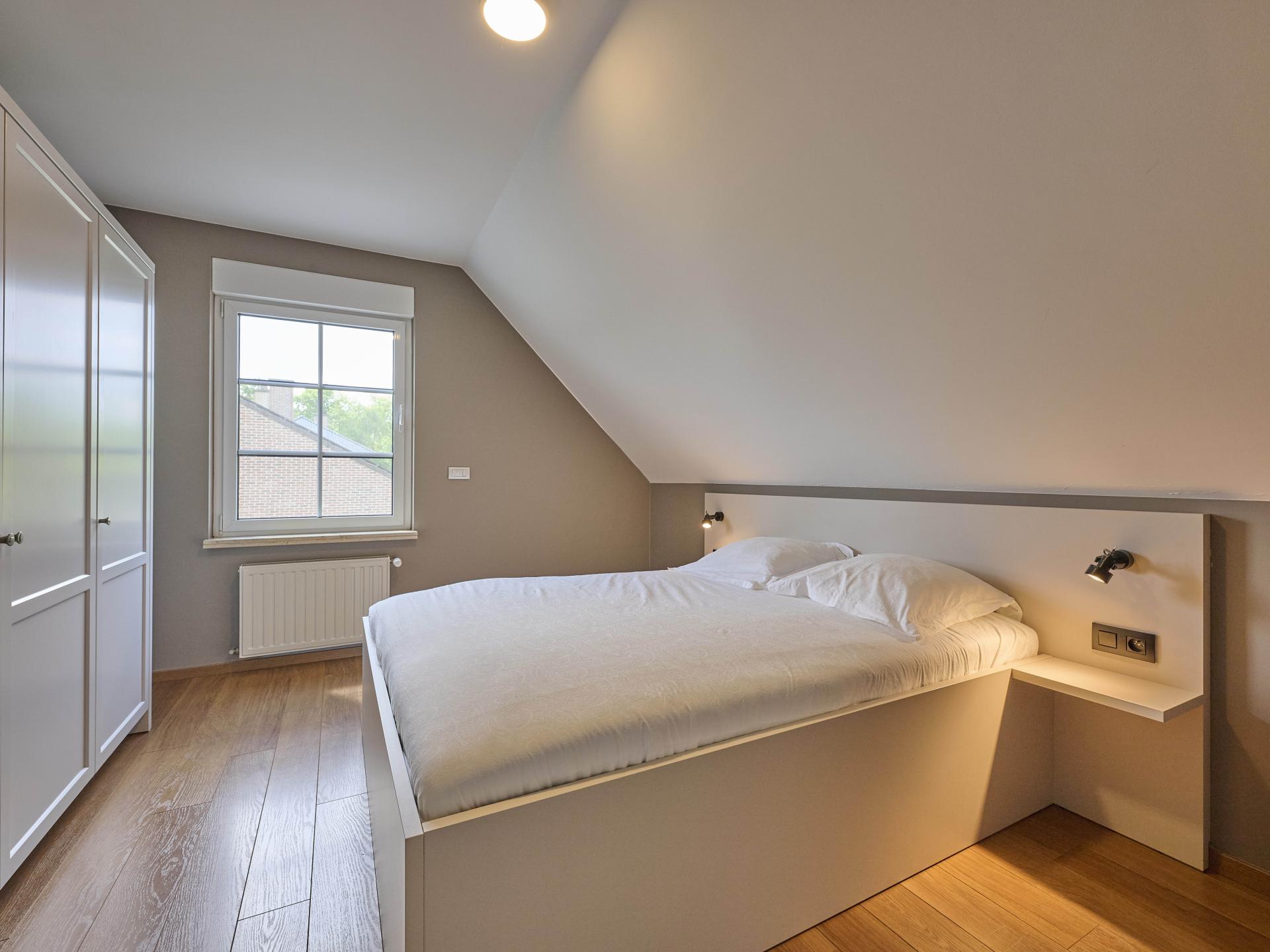 8-persoons vrijstaand vakantiehuis in het centrum van Heers - foto 28