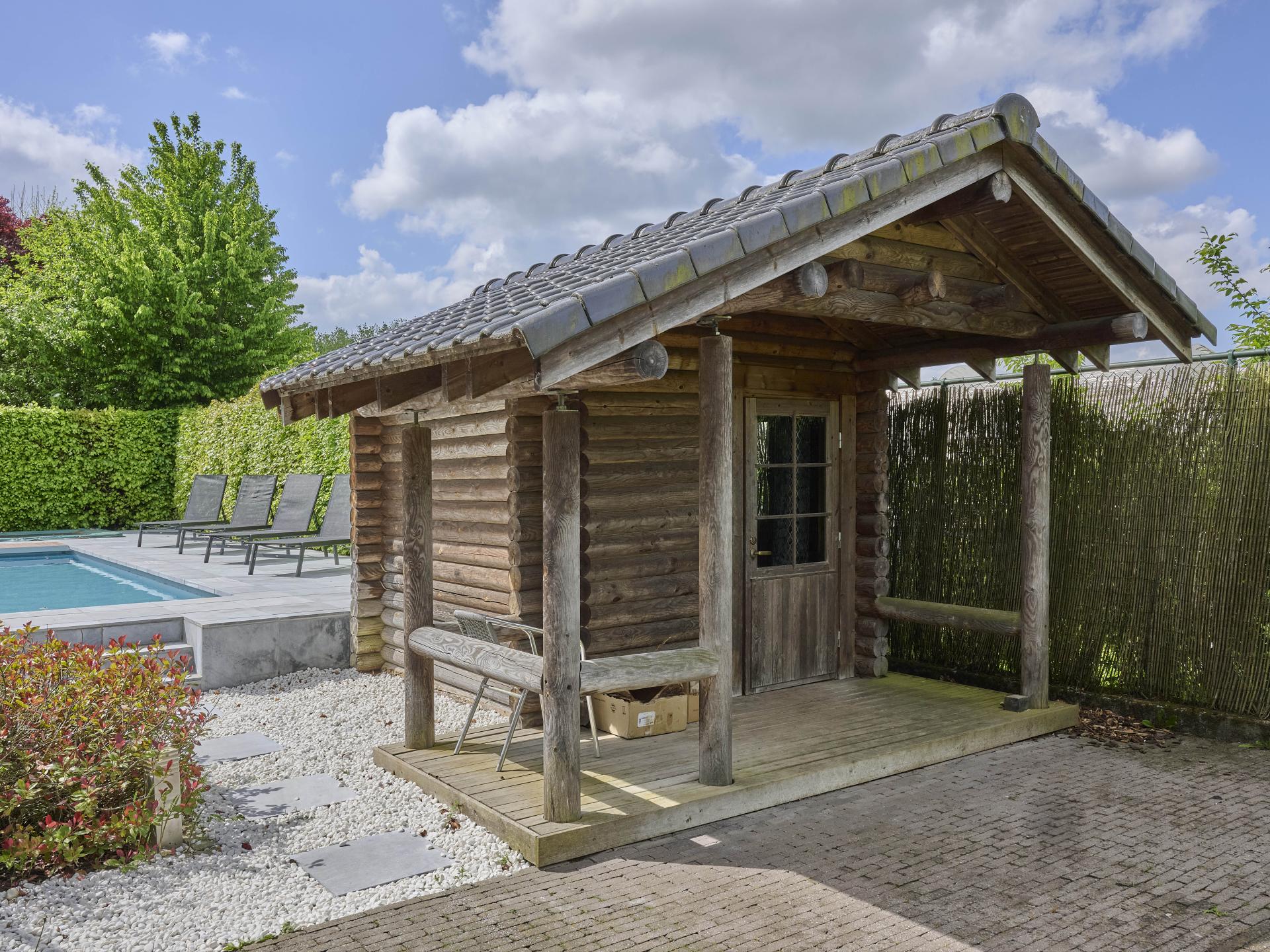 8-persoons vrijstaand vakantiehuis in het centrum van Heers - foto 63