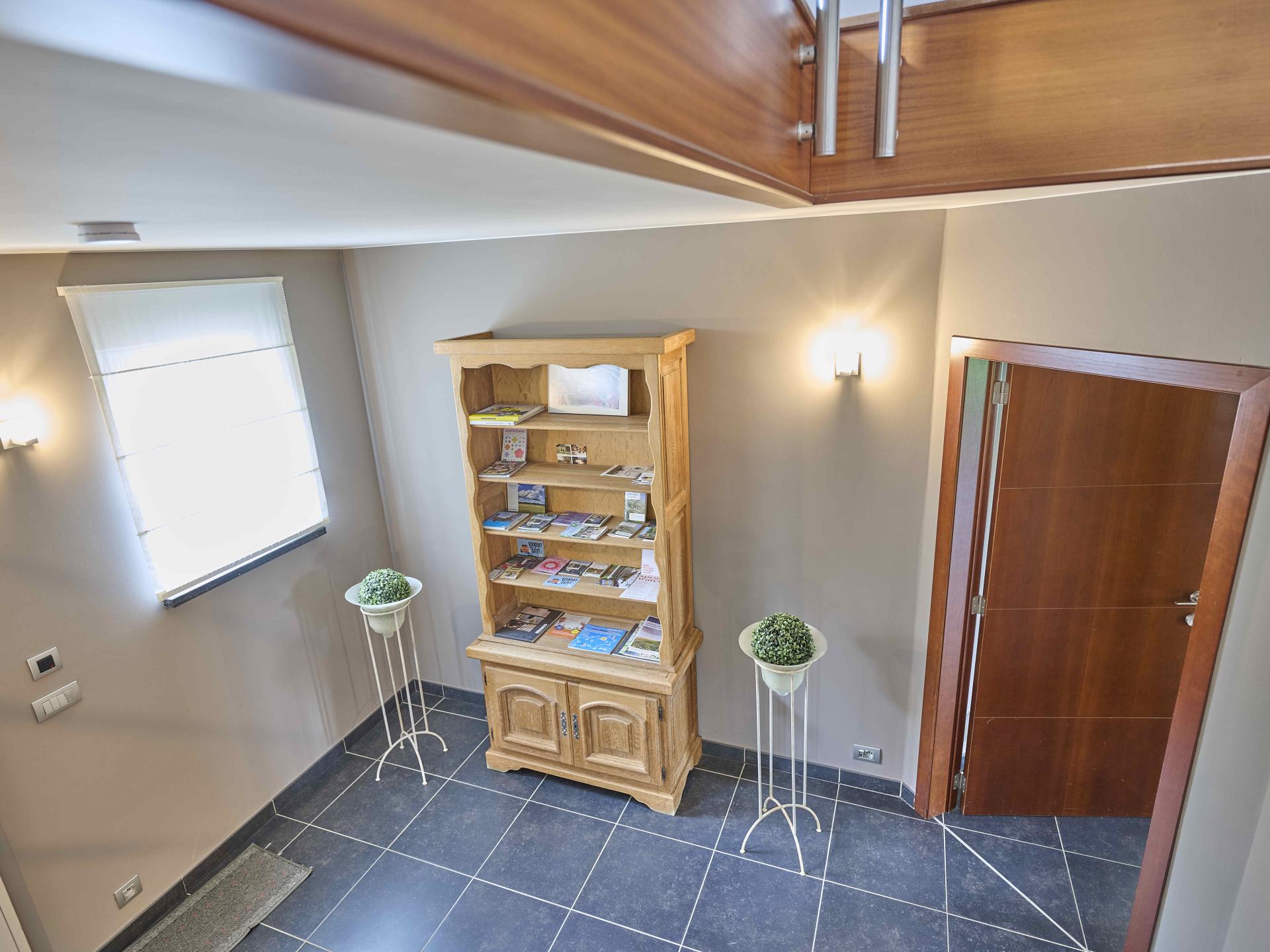 8-persoons vrijstaand vakantiehuis in het centrum van Heers - foto 35