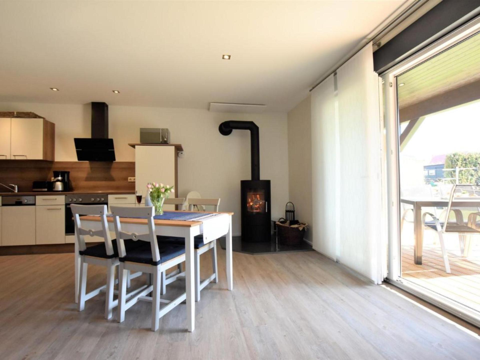 Vrijstaand vakantiehuis nabij Wismar met grote tuin en twee terrassen - foto 15