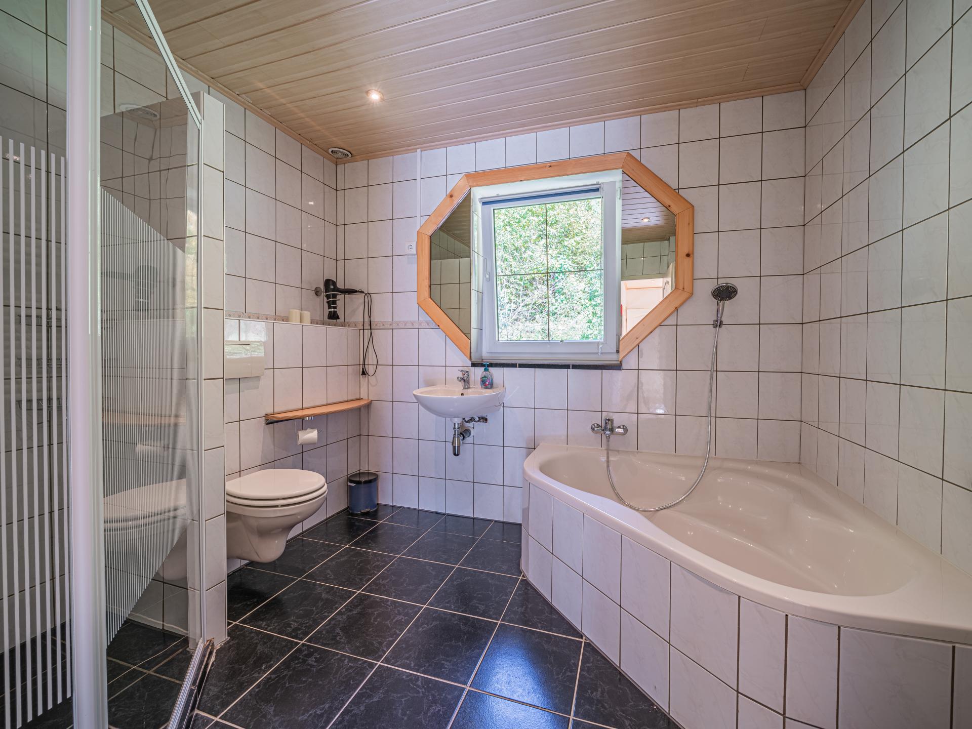 Centraal gelegen appartement aan de piste in Brixen im Thale · 3 pers. - foto 10