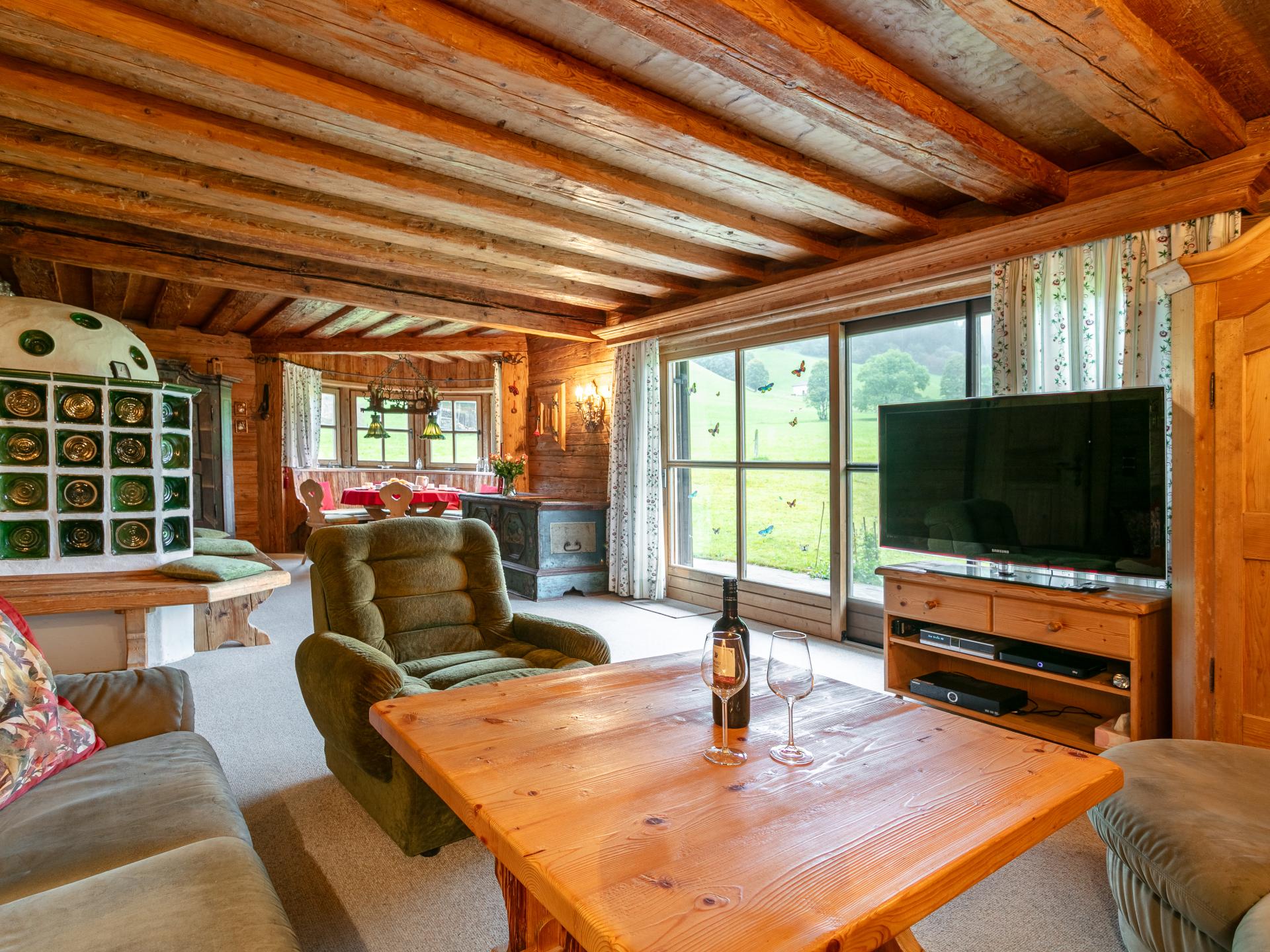 Tirools chalet in Kirchberg, ski tot aan de deur - foto 12