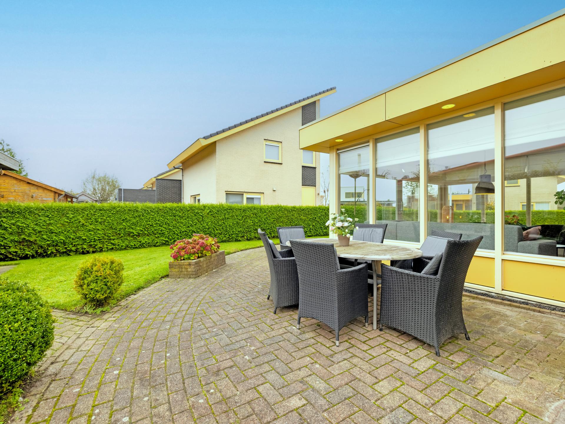 Vrijstaand vakantiehuis met aanlegsteiger aan de Friese meren in Koudum - foto 18
