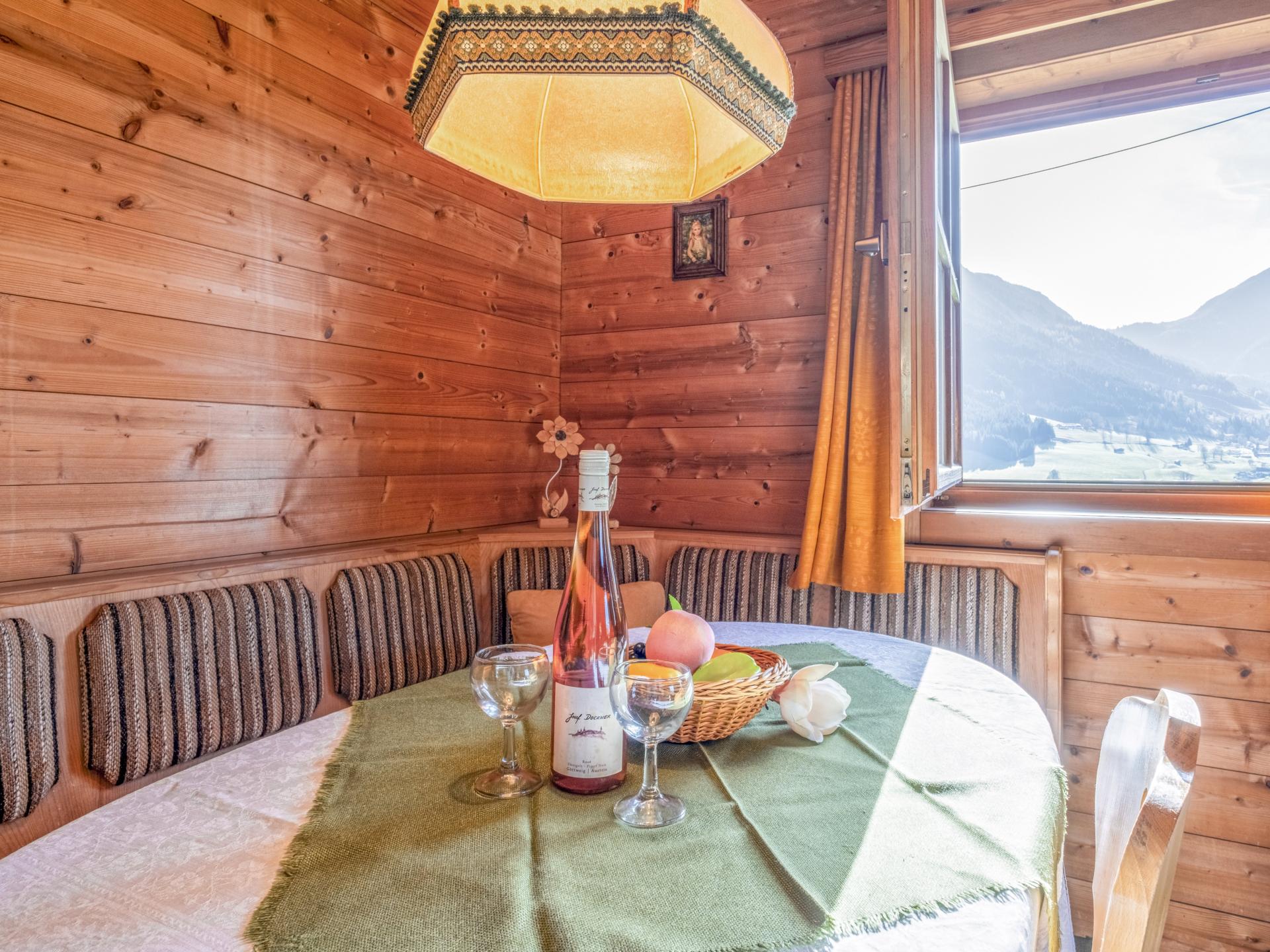 Idyllisch boerderijappartement aan de bosrand in Brixen im Thale - foto 21
