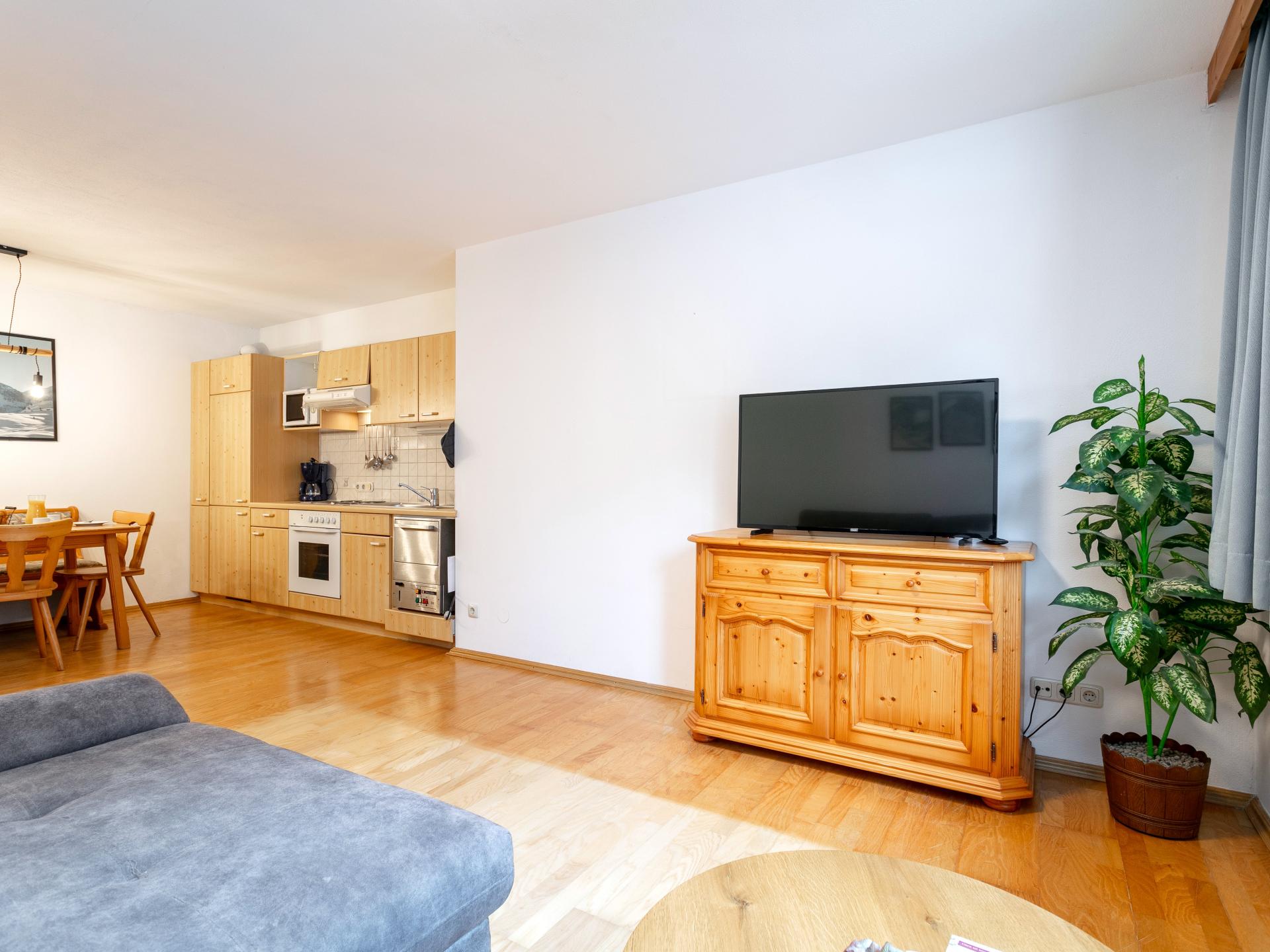 Appartement in Kirchberg in Tirol: op 300 m van het meer - foto 7