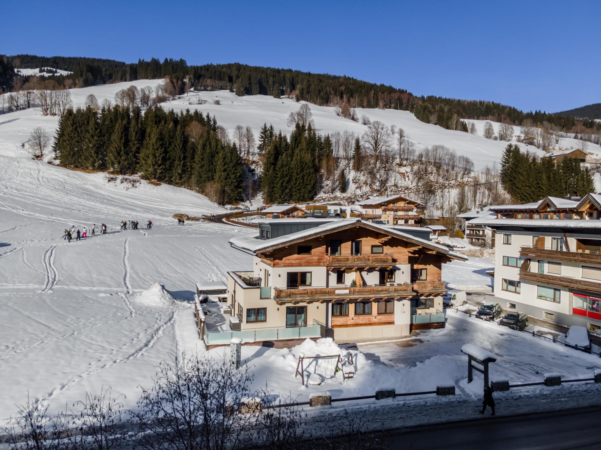 Penthouse met sauna aan de piste in Saalbach – 11 personen - foto 56