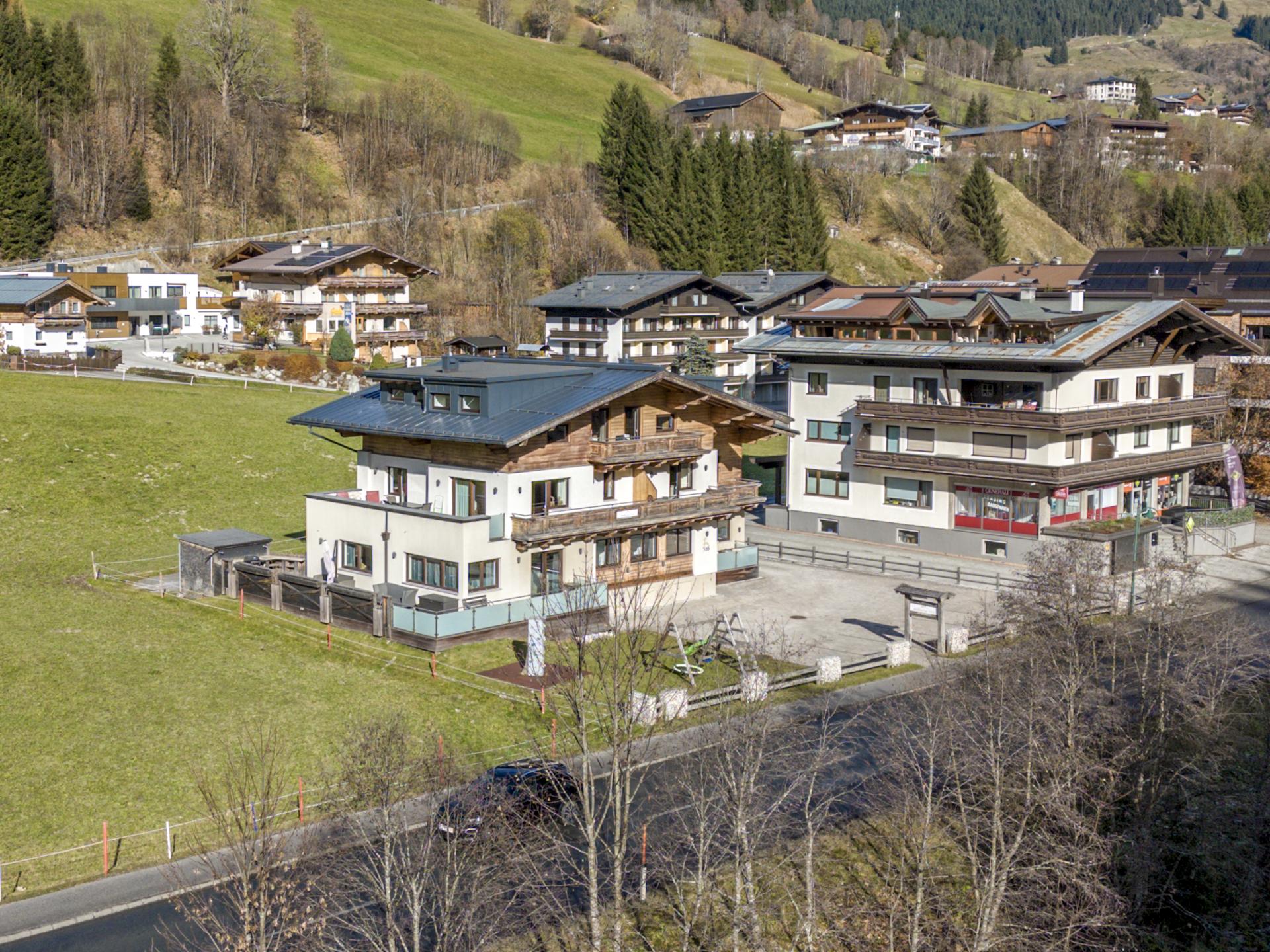 Penthouse met sauna aan de piste in Saalbach – 11 personen - foto 23