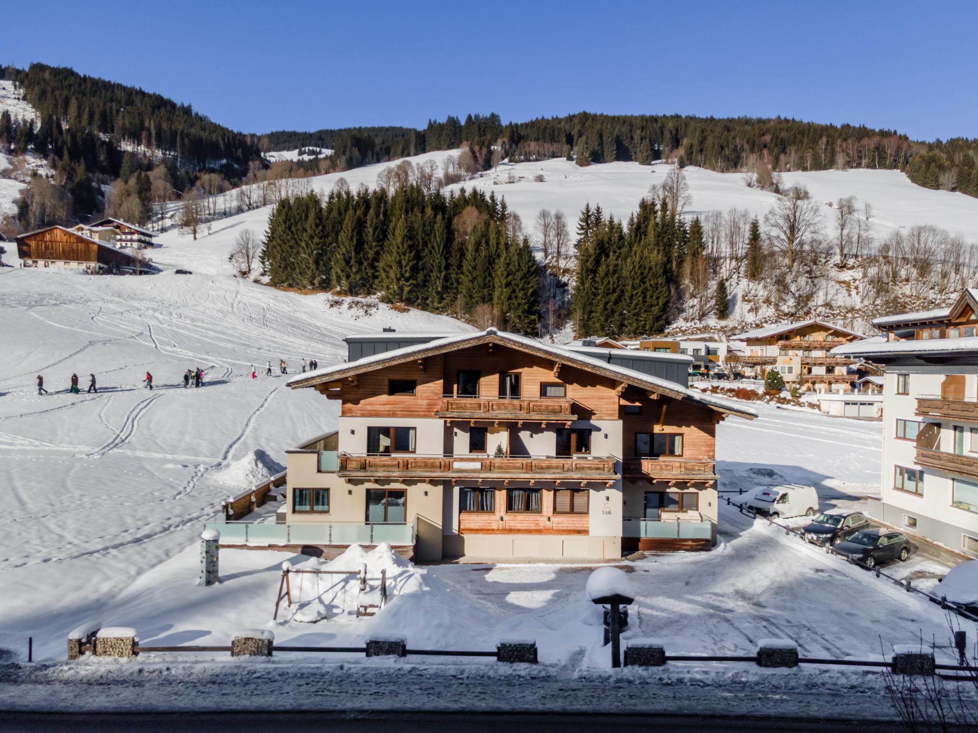 Penthouse met sauna aan de piste in Saalbach – 11 personen - foto 59