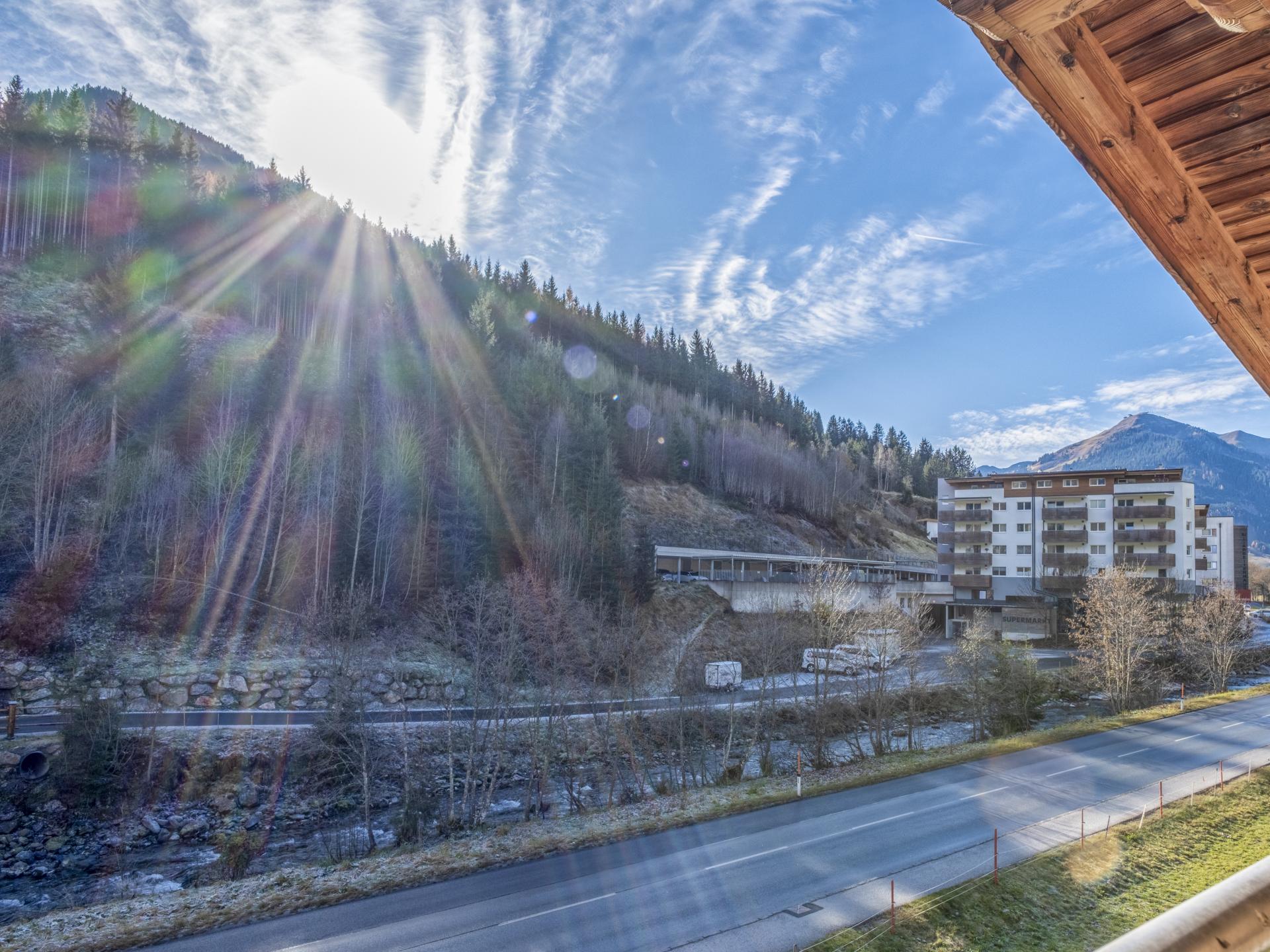 Penthouse met sauna aan de piste in Saalbach – 11 personen - foto 38