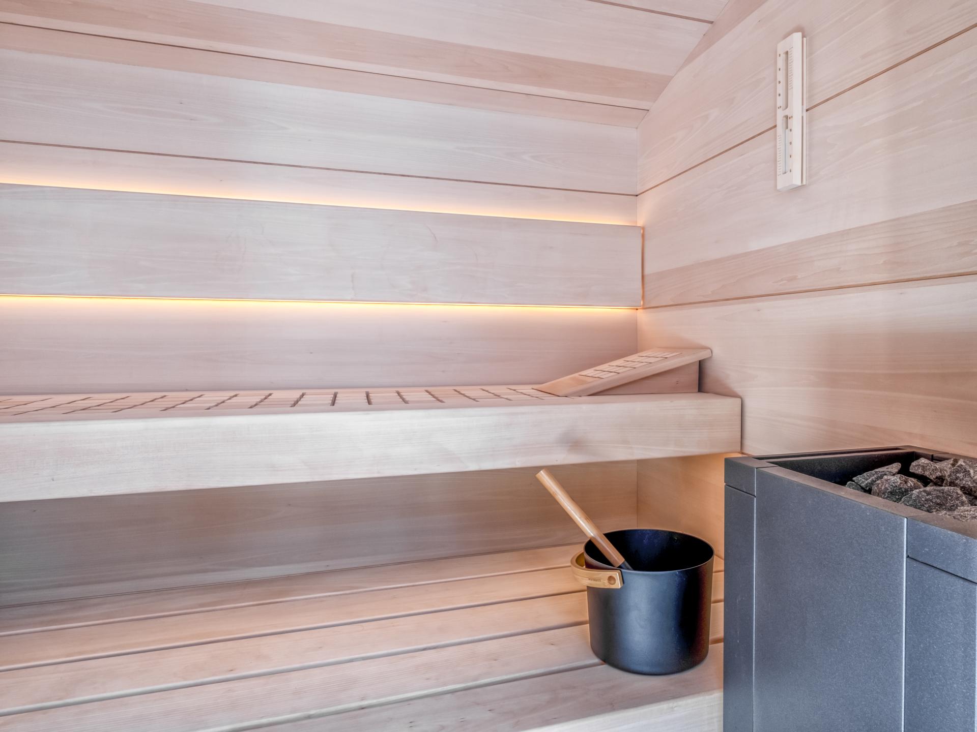 Penthouse met sauna aan de piste in Saalbach – 11 personen - foto 35
