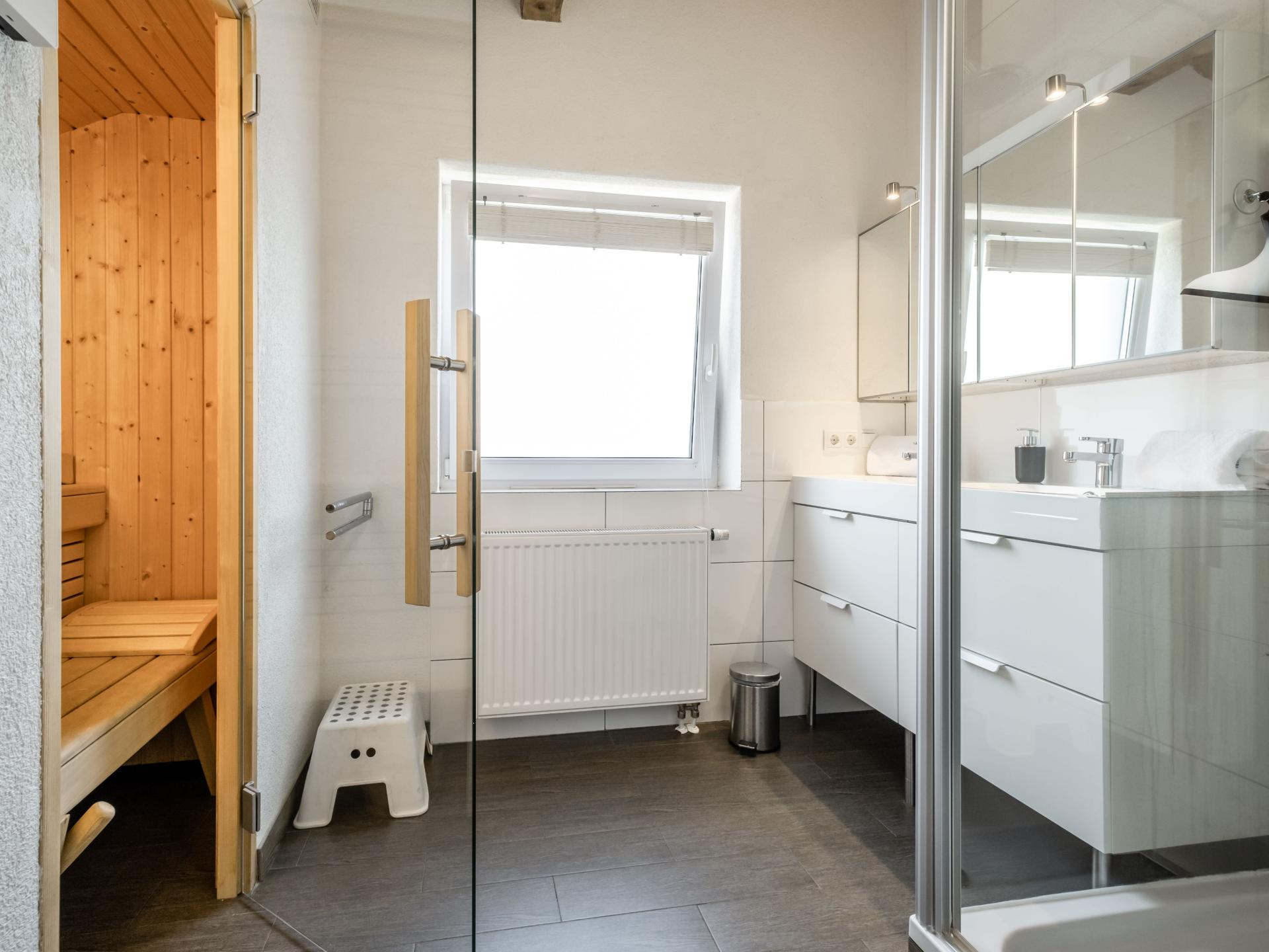 Vrijstaand chalet met sauna voor 10 personen nabij Zell am See - foto 6