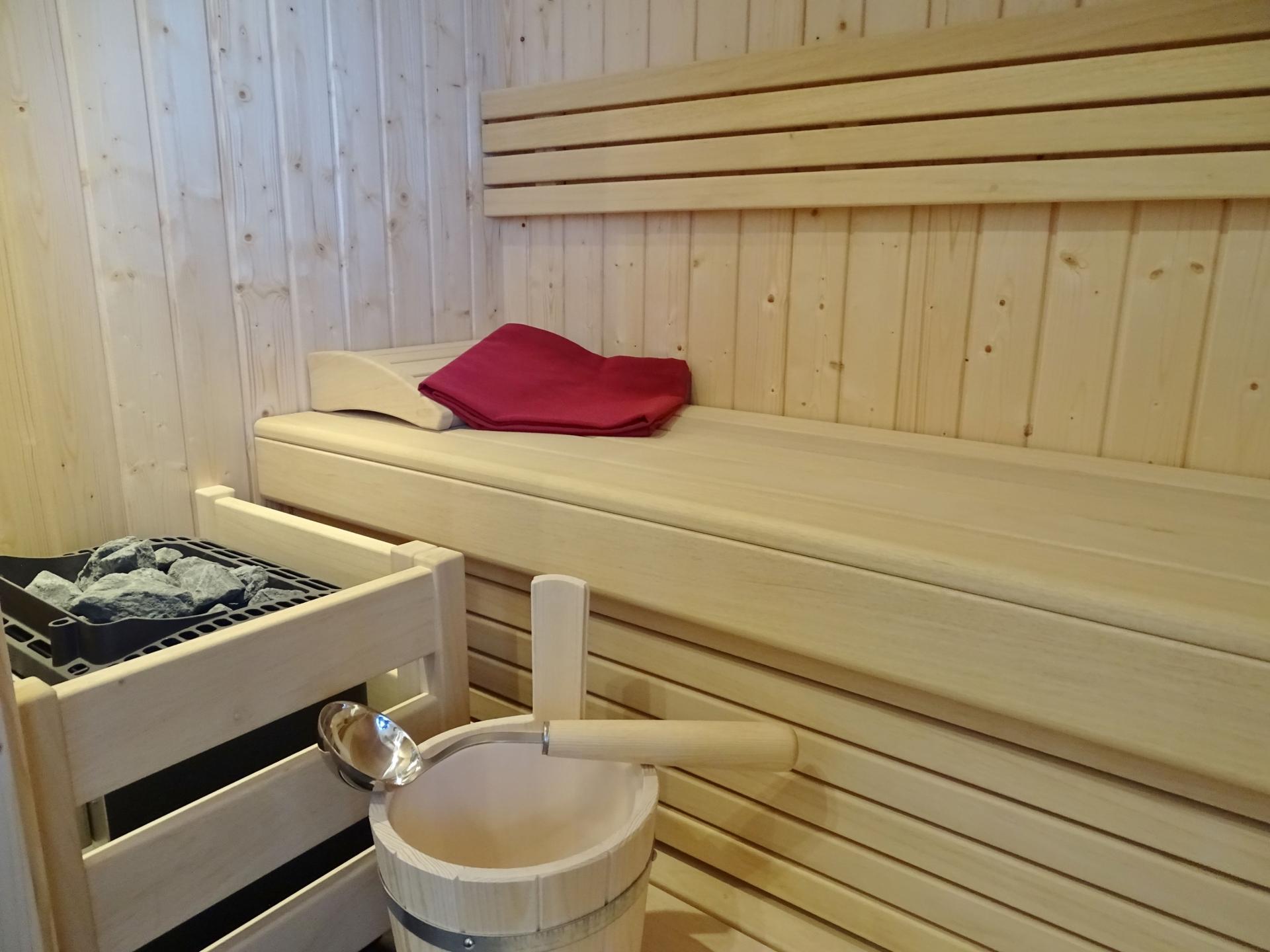 Vrijstaand chalet met sauna voor 10 personen nabij Zell am See - foto 11