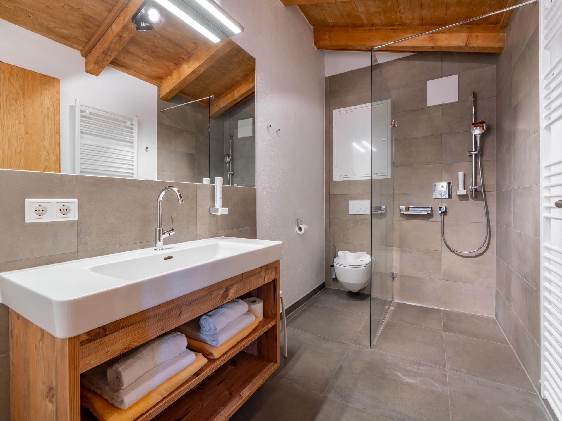 Ruim appartement voor 8 in Piesendorf, direct aan de piste met sauna - foto 20