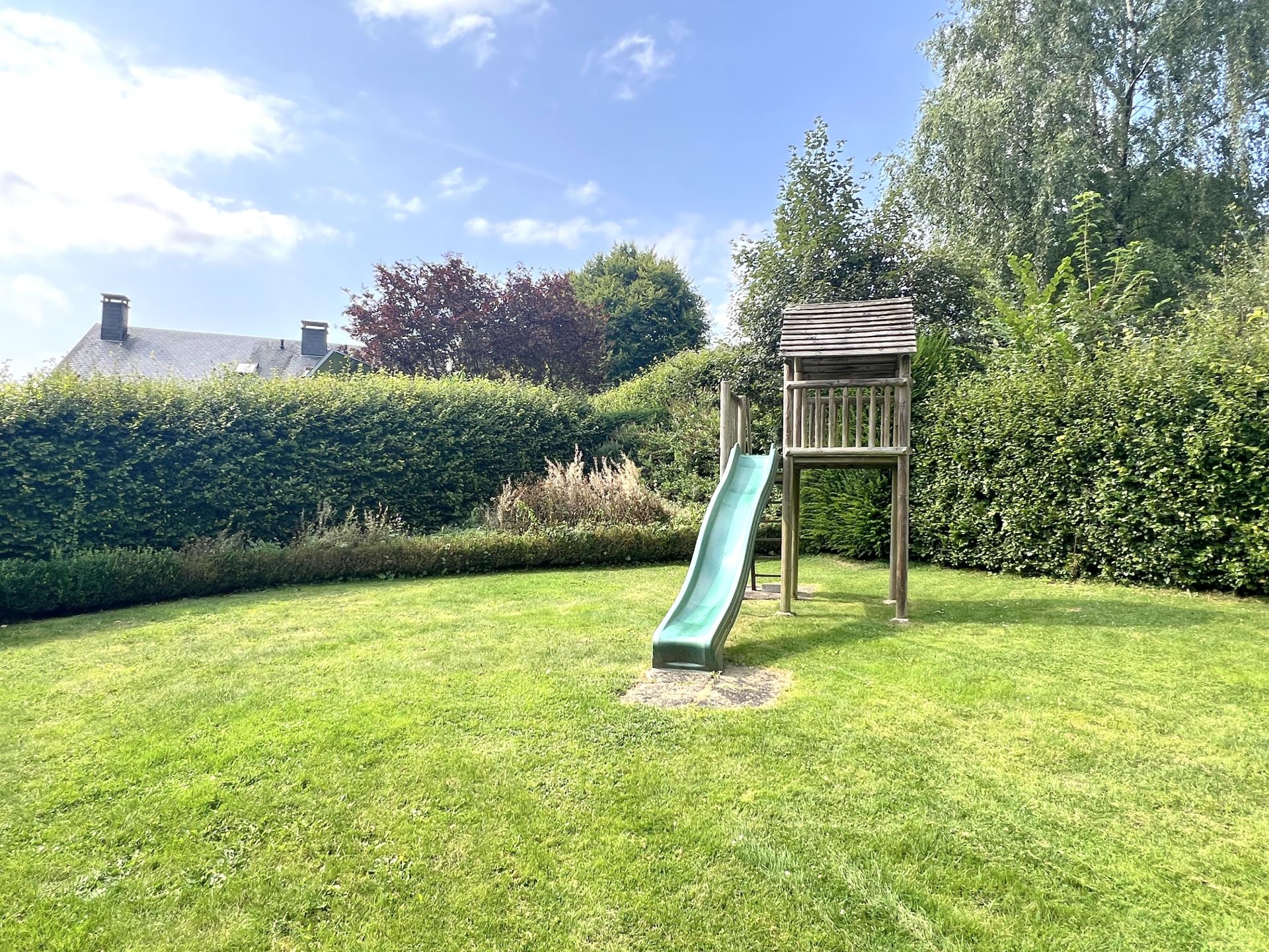 Groepswoning voor 15 in Malmedy met sauna, zwemspa en grote tuin - foto 8