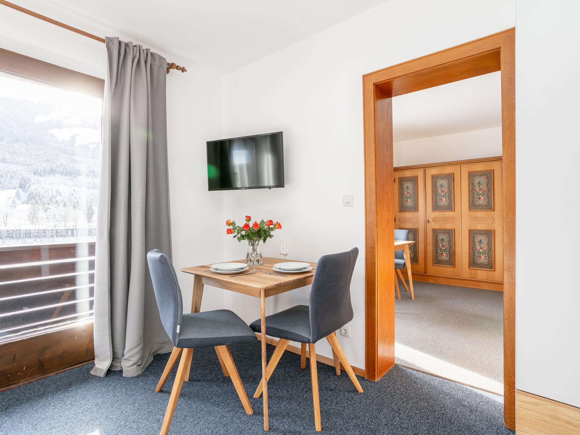 4-persoons modern appartement aan de piste in Brixen im Thale - foto 7