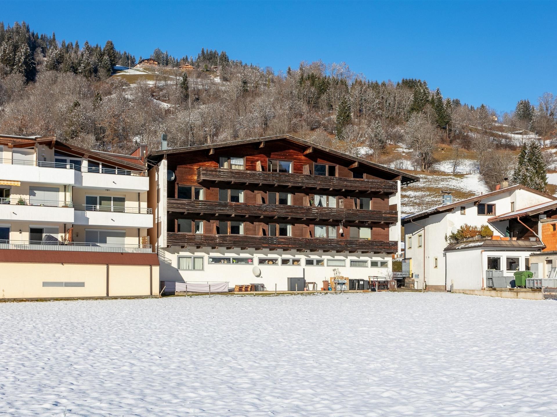Centraal gelegen appartement in Brixen im Thale aan de piste · 5 pers. - foto 33